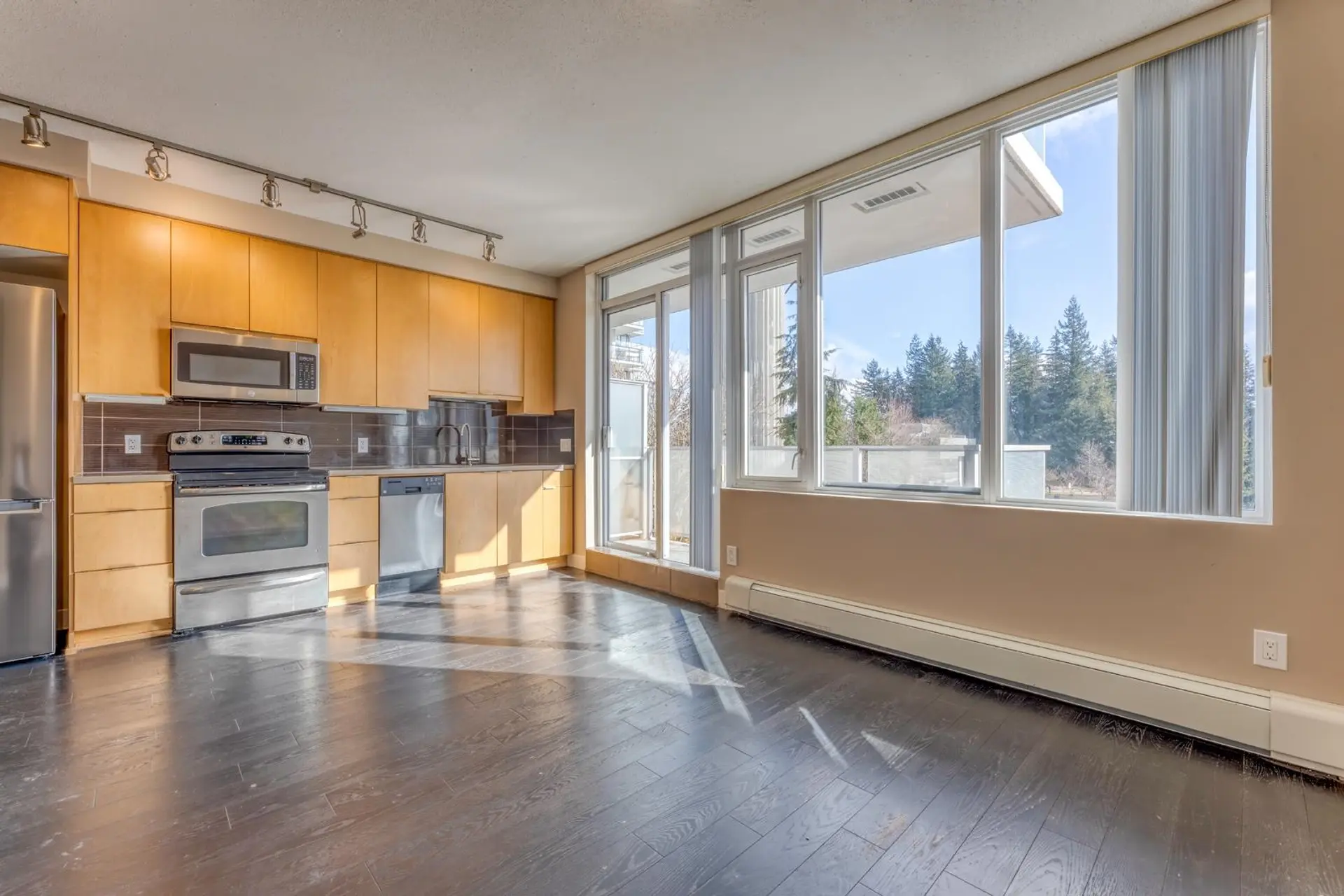 #507 9025 Highland Court - Image 6