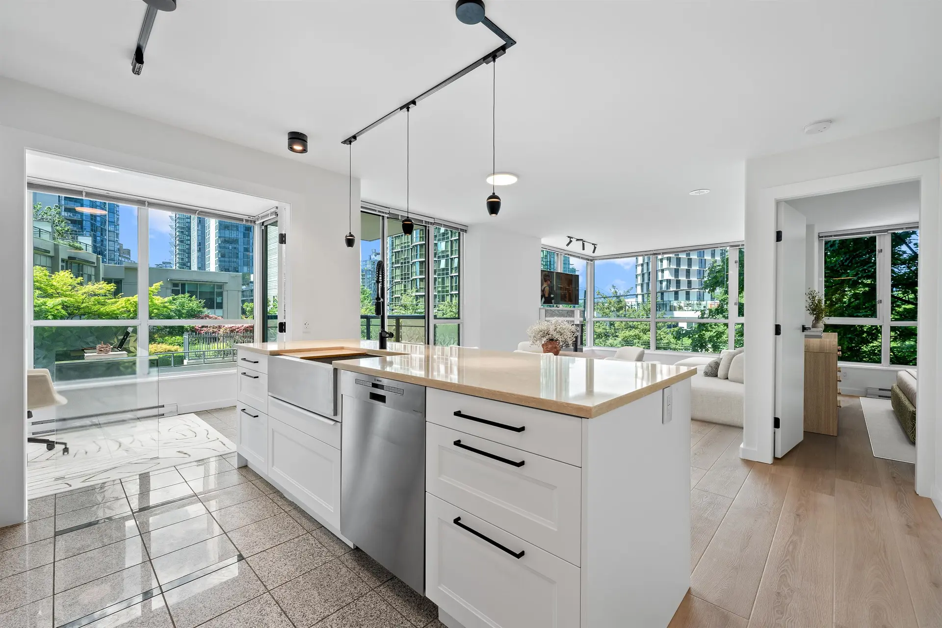Property at #305 1328 W Pender Street, Vancouver, BC