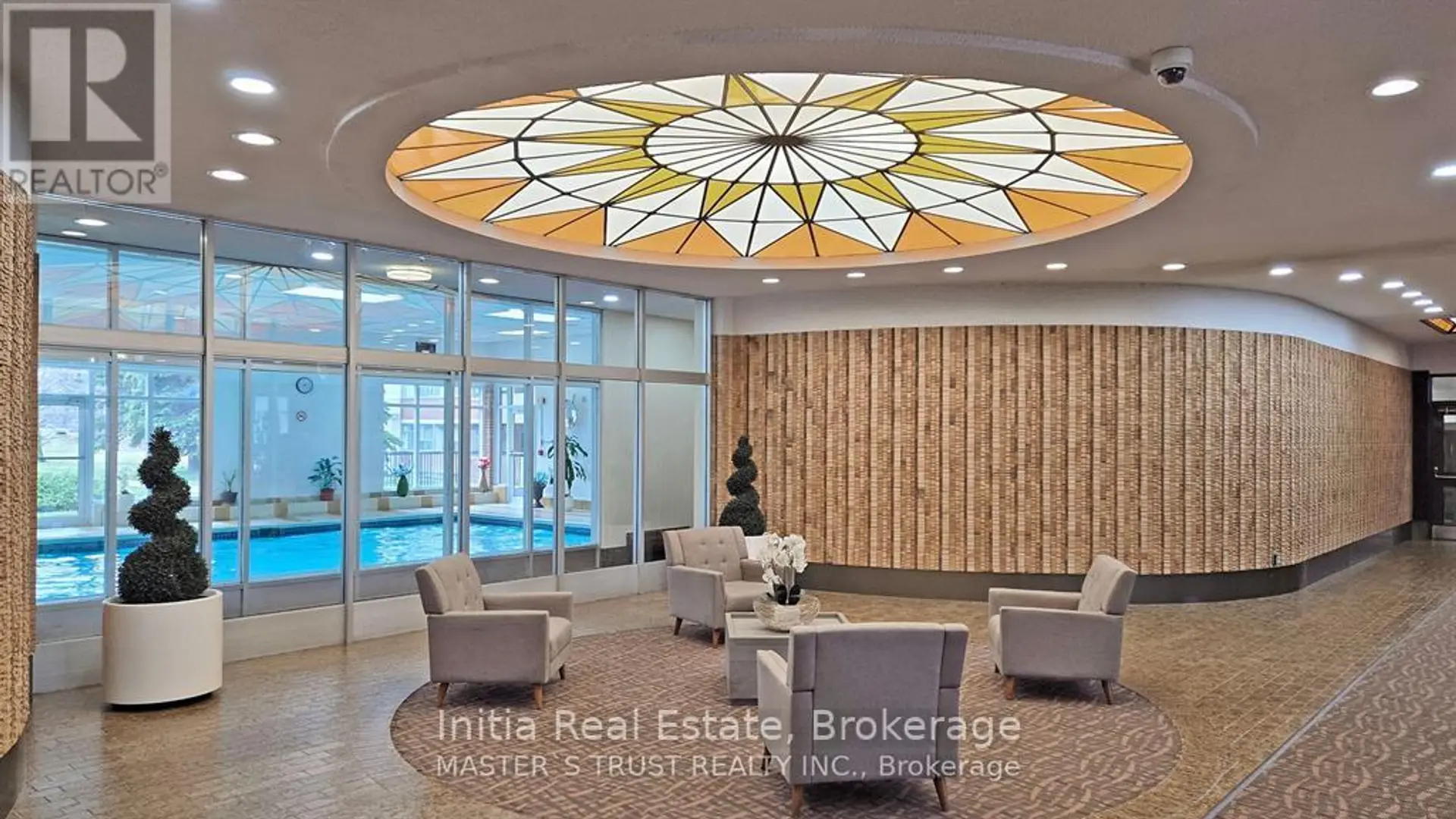 #406 25 SILVER SPRINGS BOULEVARD - Image 2