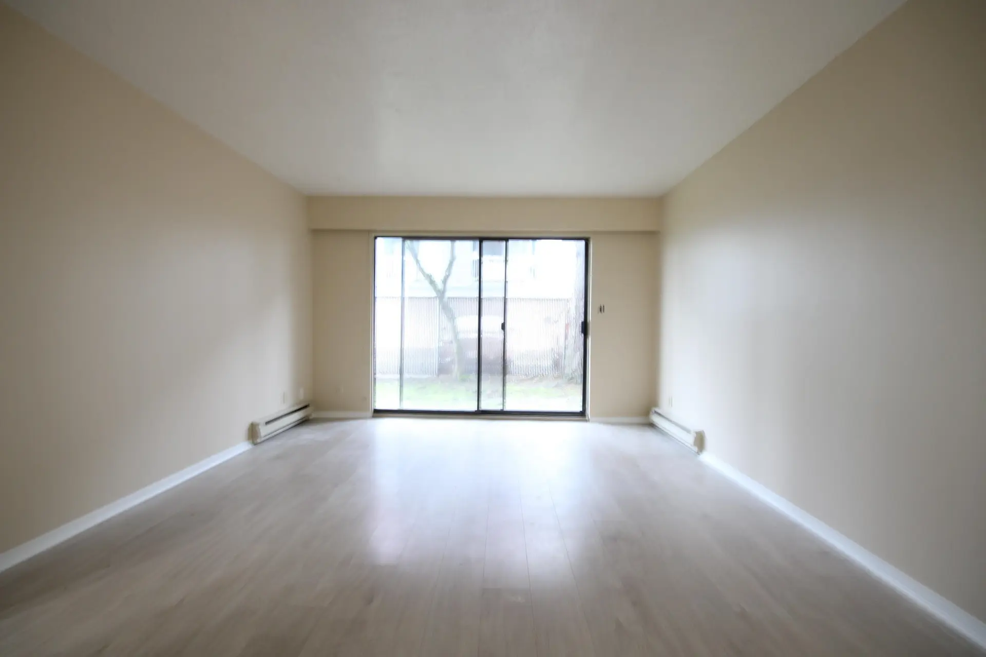 #108 1735 Agassiz-Rosedale No 9 Highway - Image 3
