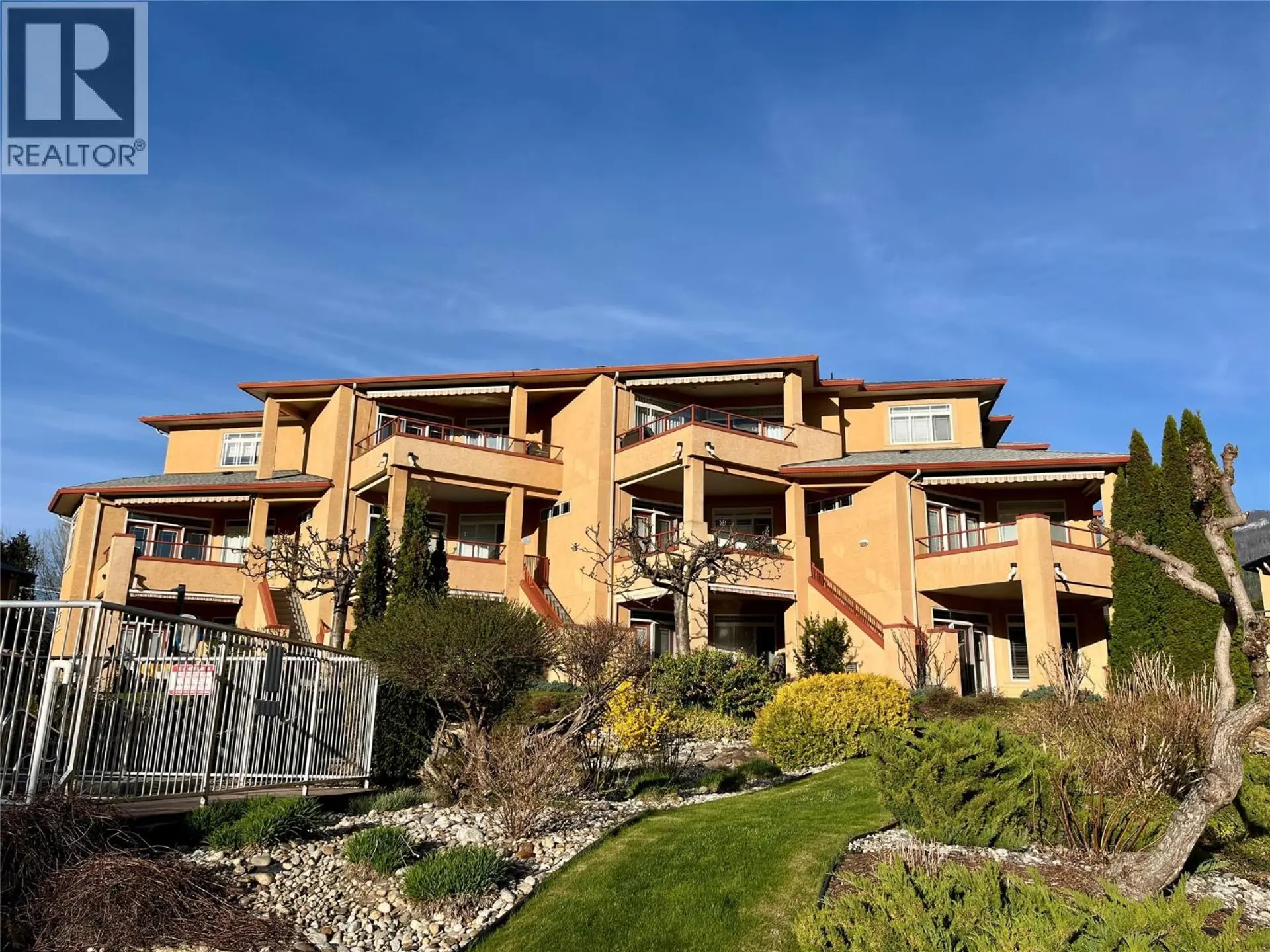 Property at #32 714 Riverside Avenue, Sicamous, BC