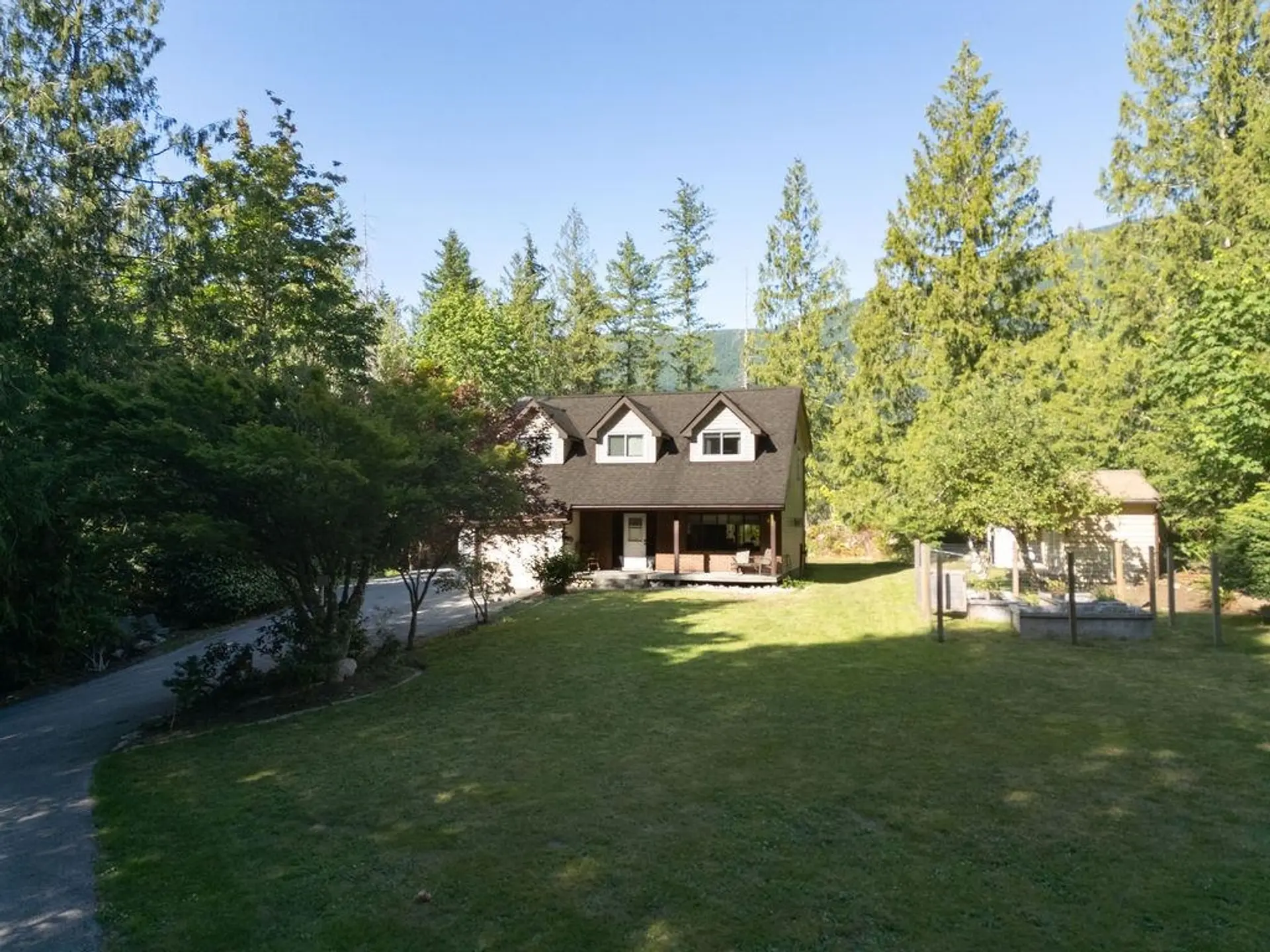 Property at #6002 - 6008 Dubois Road, Madeira Park, BC