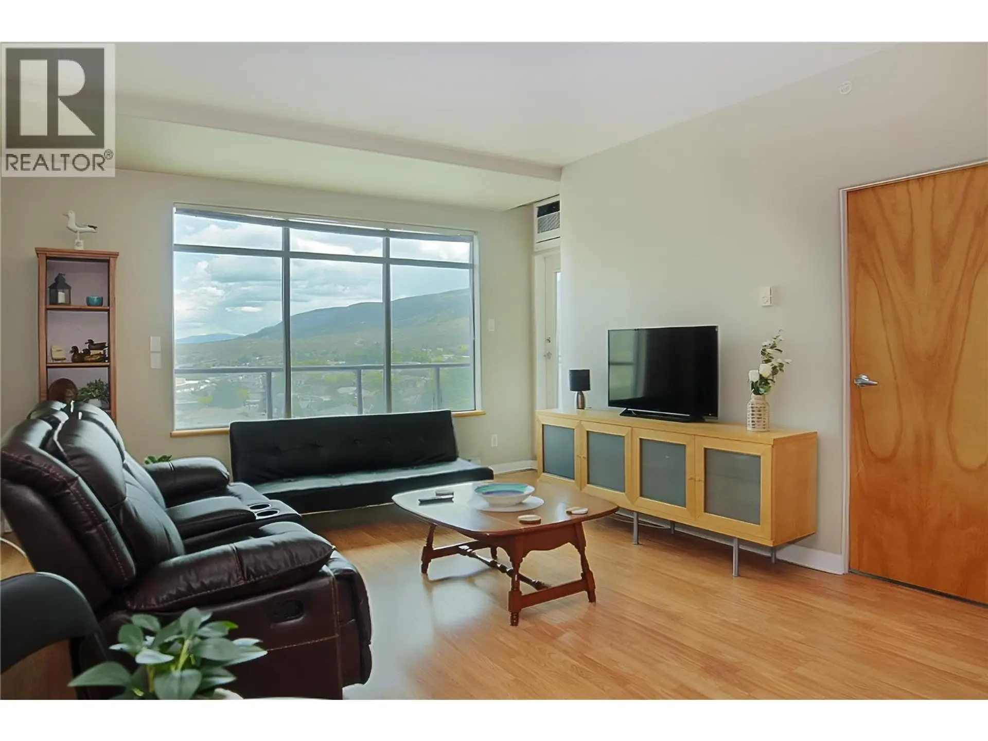 #906 619 VICTORIA Street - Image 6