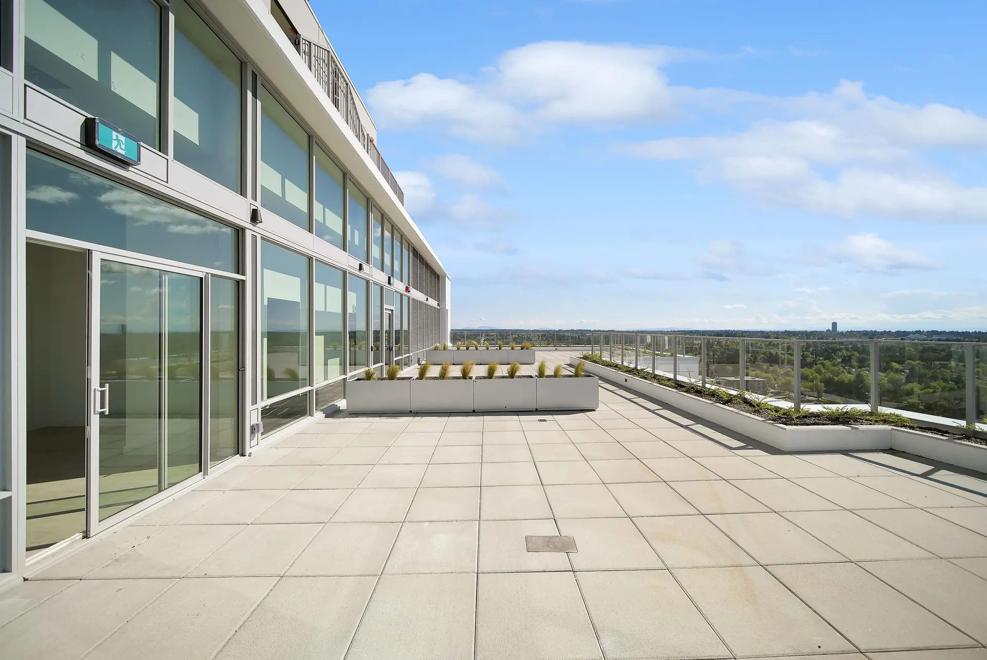 #2008 9675 King George Boulevard - Image 9