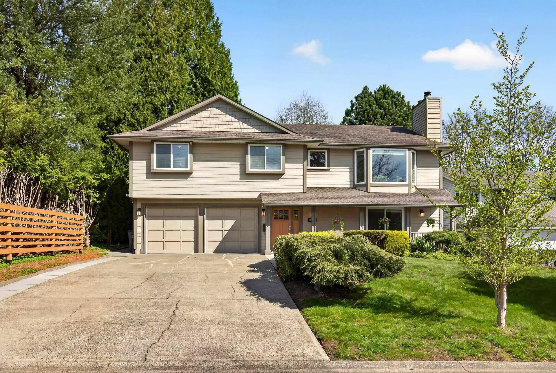 Property at 16057 10a Avenue, Surrey, BC
