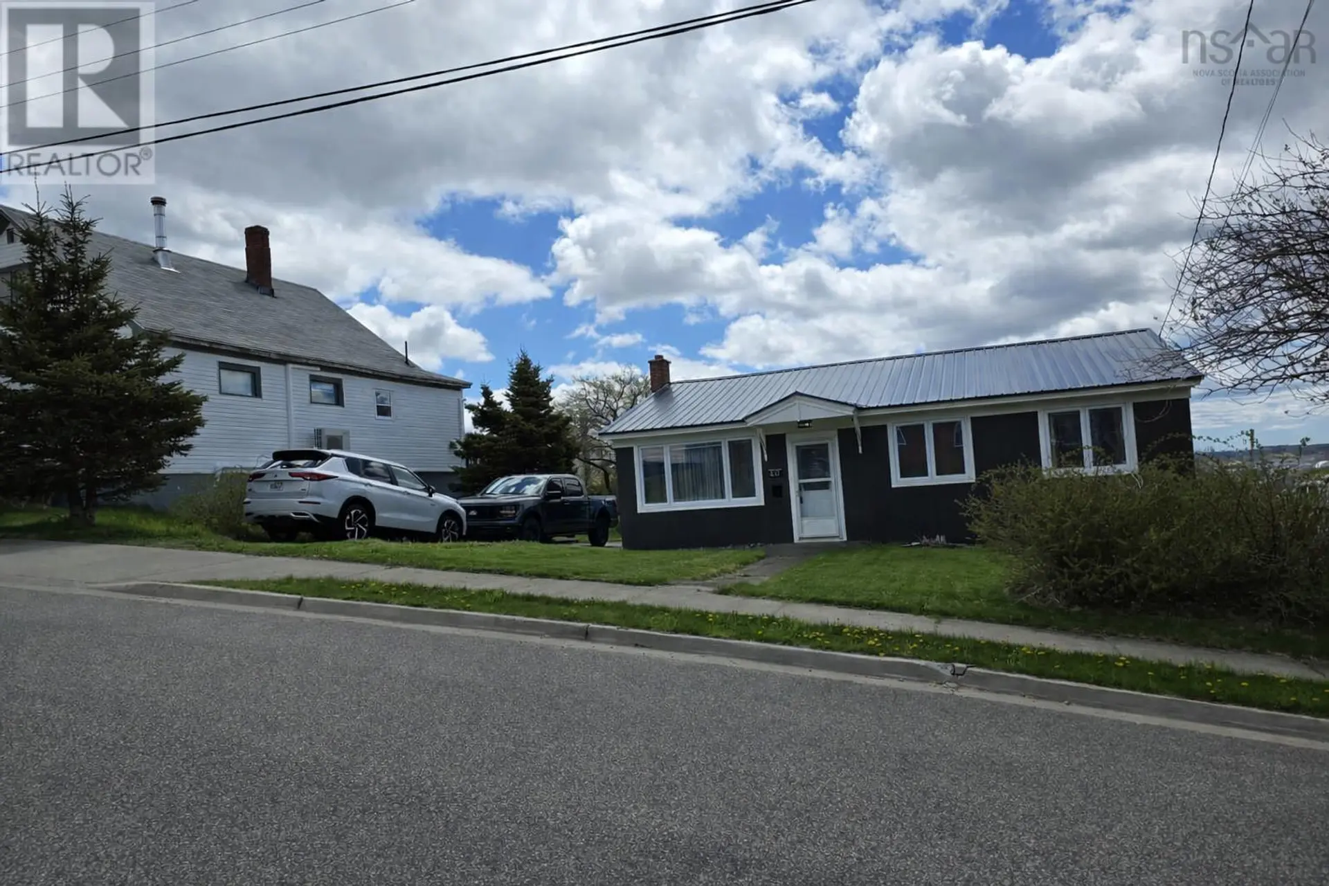 40 Breton Street - Image 1