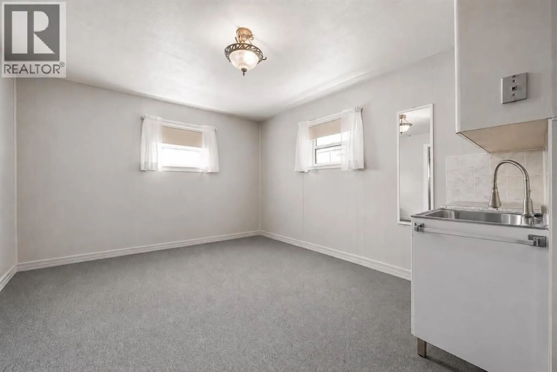 350 4 Street SW - Image 10