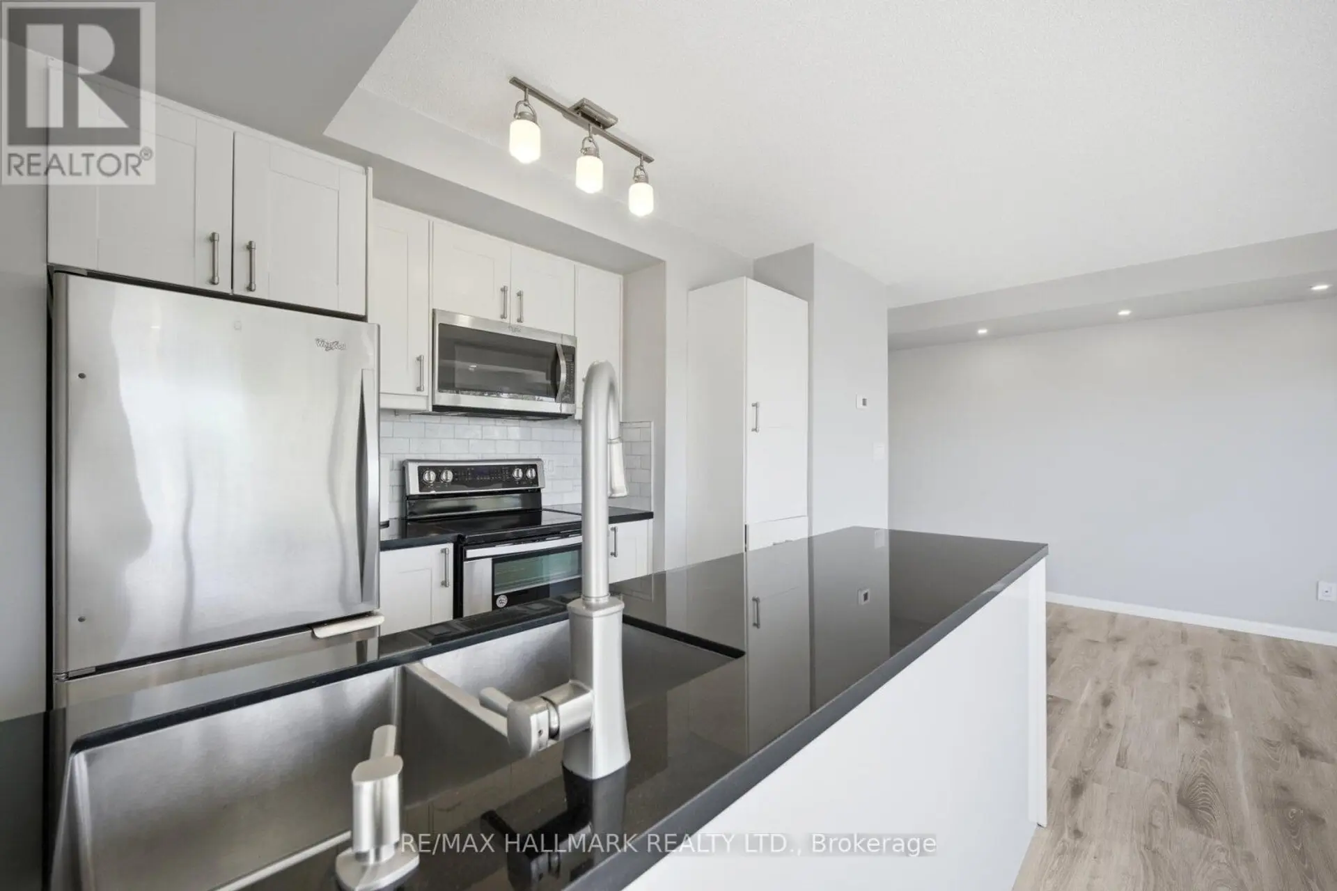 #403 2464 WESTON ROAD - Image 12