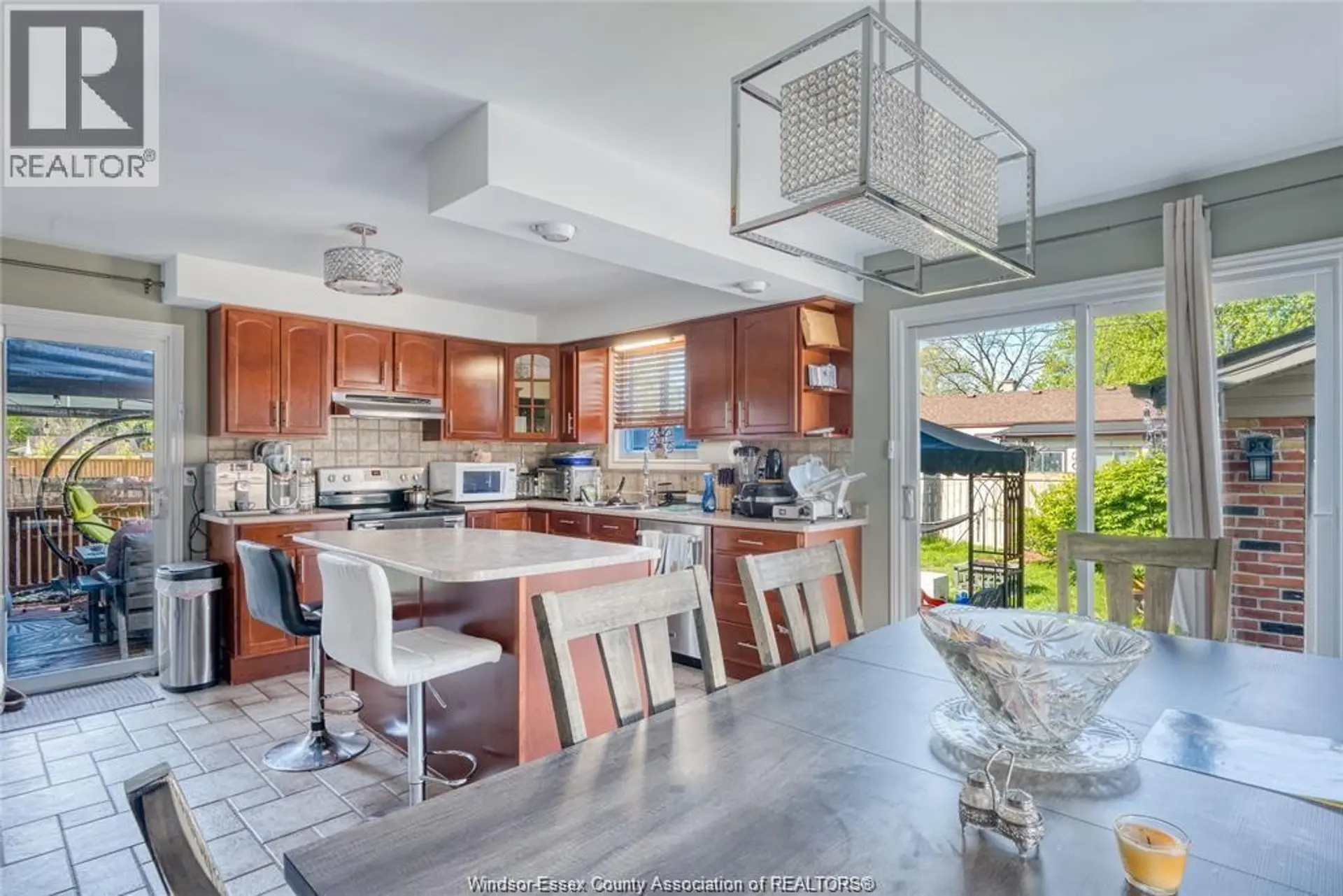 3185 ASKIN - Image 8