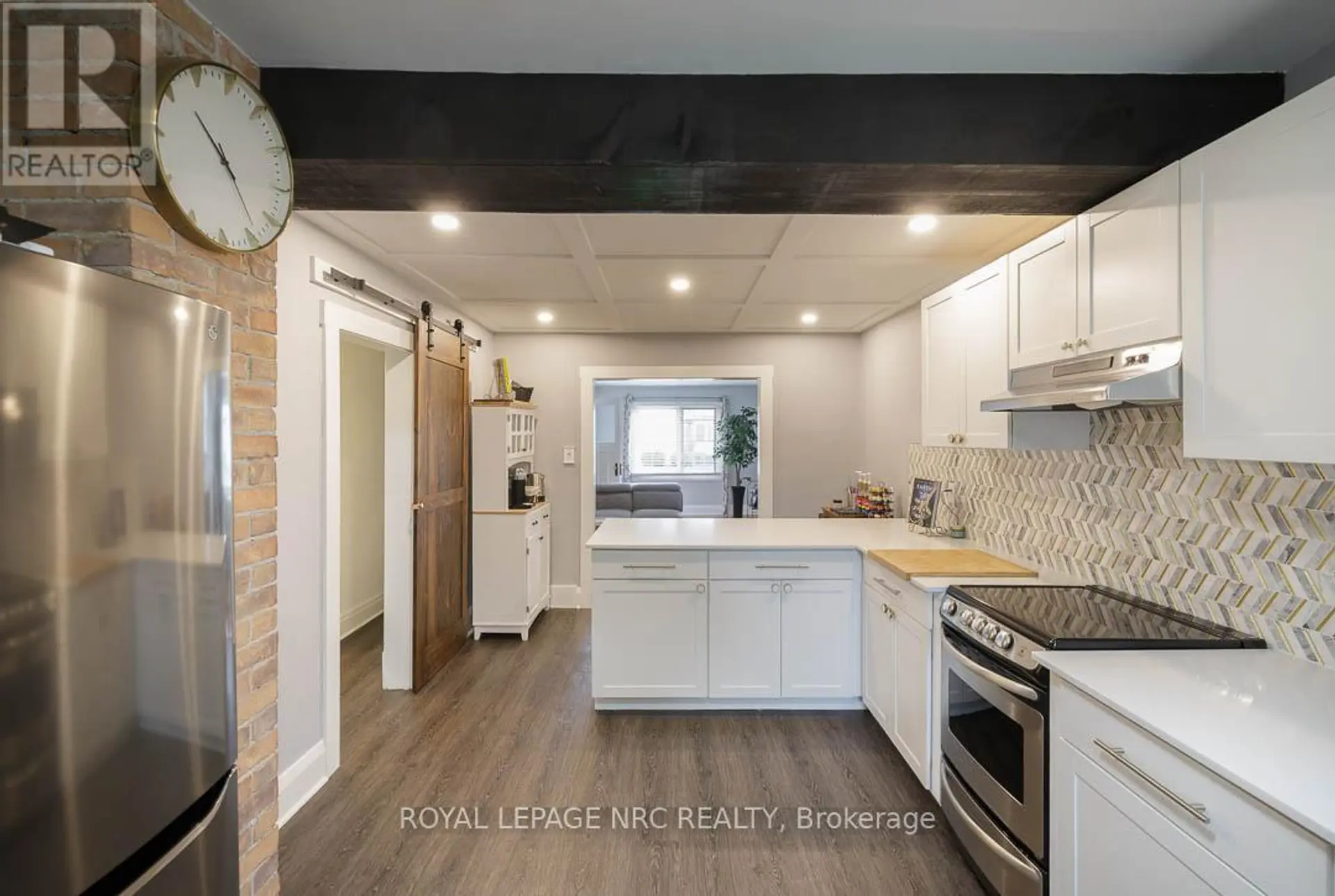 241 VINE STREET - Image 3