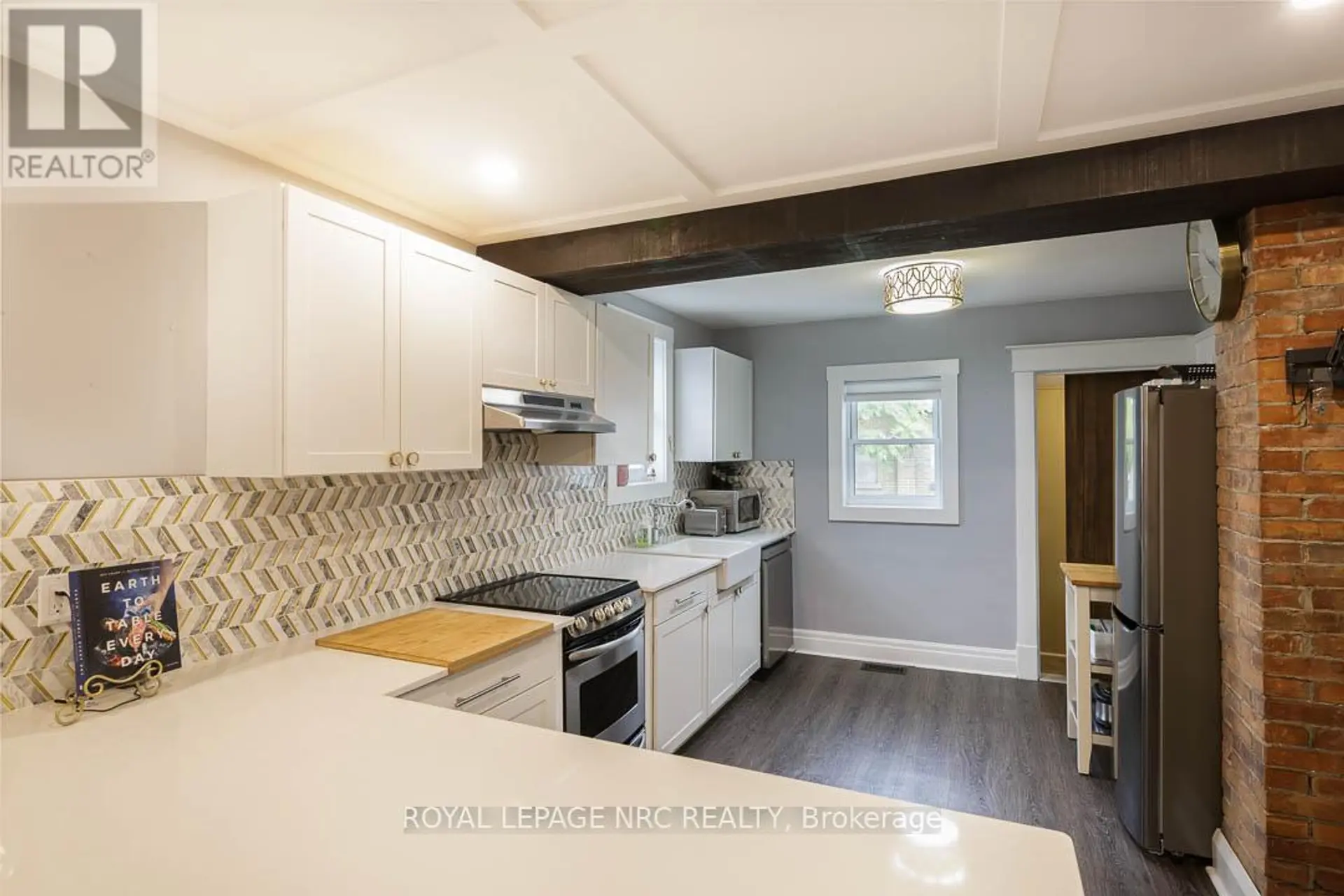 241 VINE STREET - Image 4