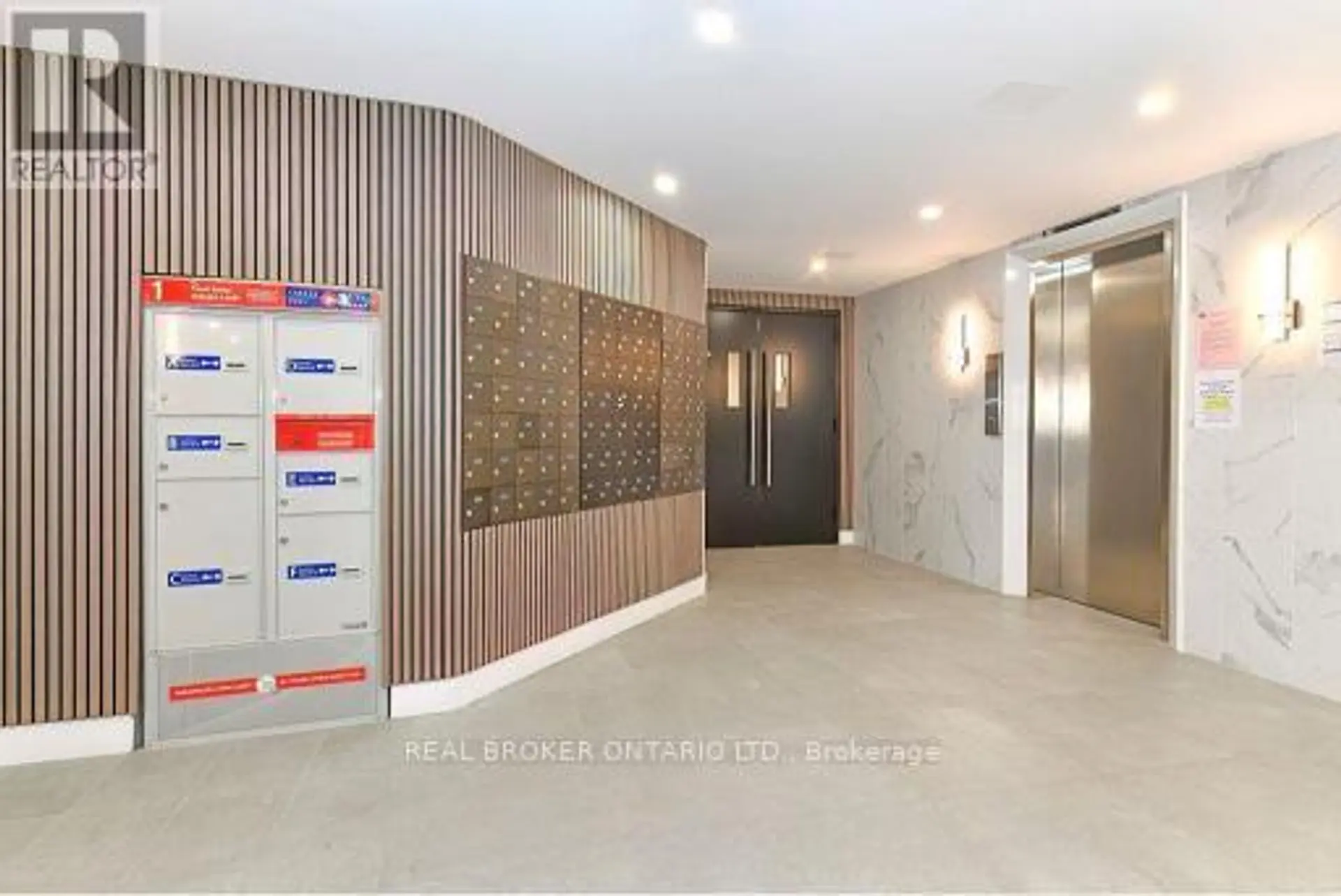 #306 921 MIDLAND AVENUE - Image 15