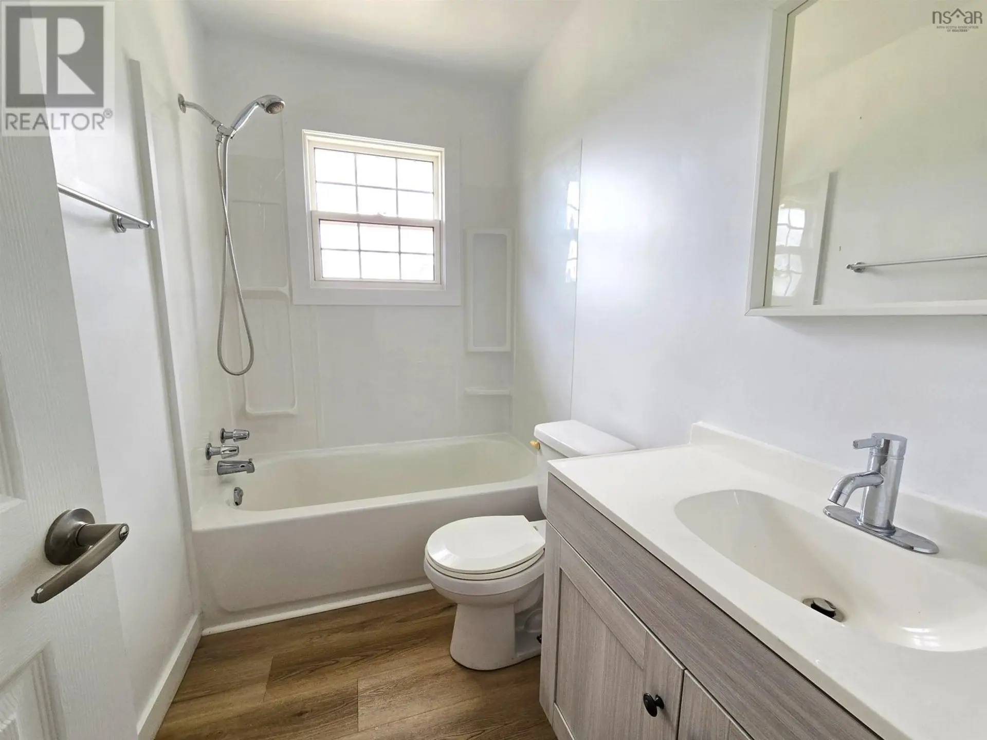 268 Gatacre Street - Image 5