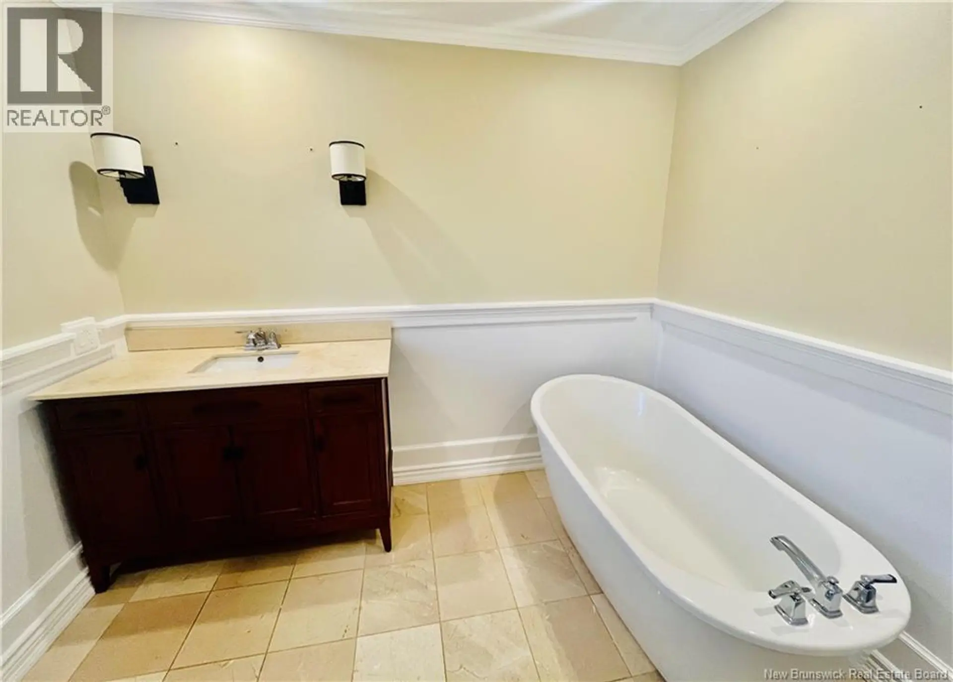 72 Bliss Carman Drive - Image 5