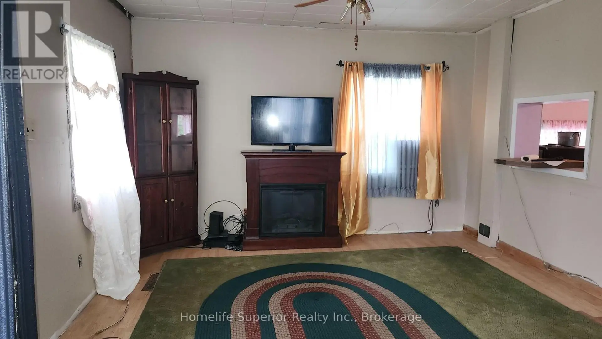 199 FRONT STREET N - Image 4