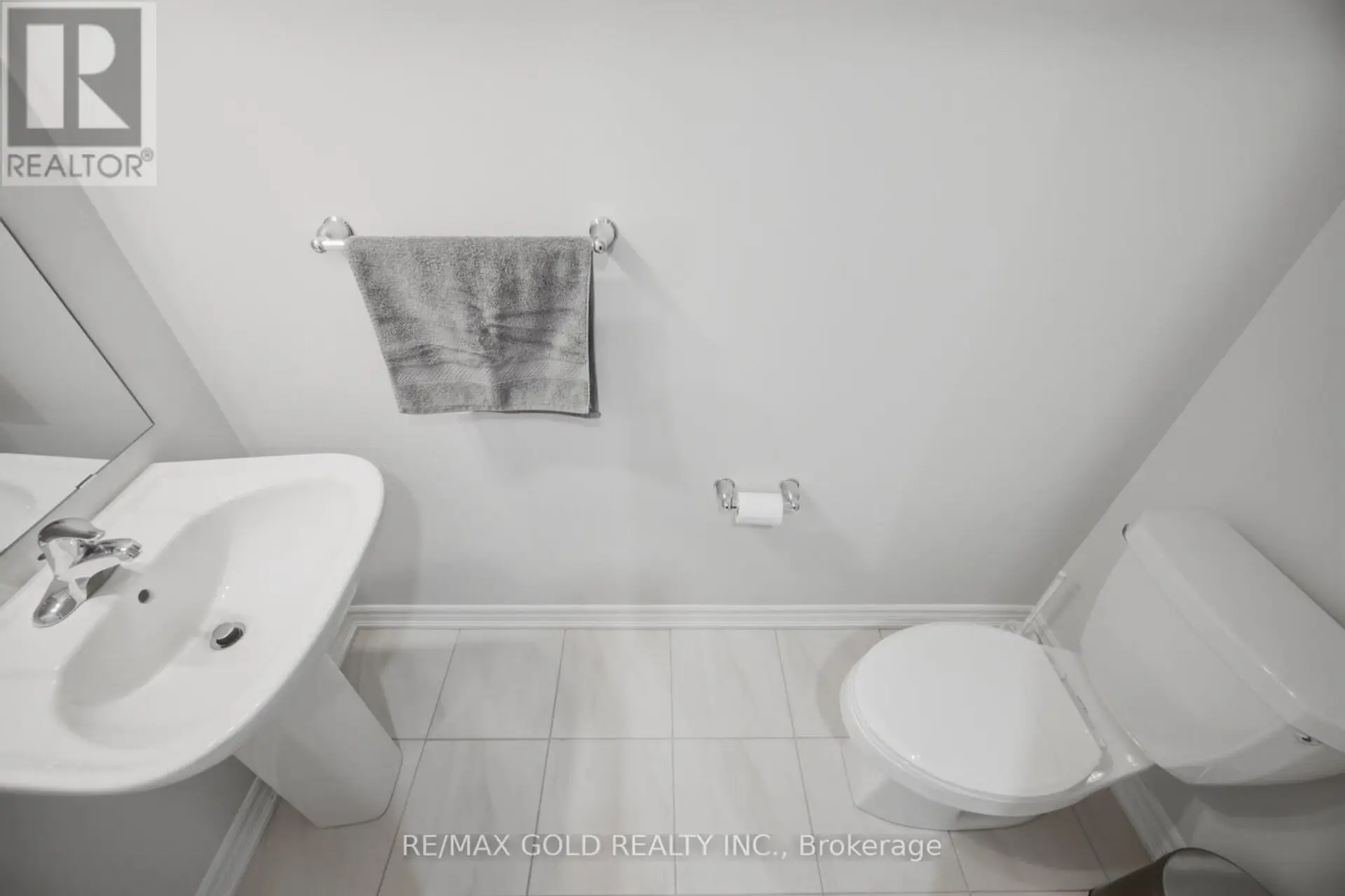 13 LAVINIA ROAD - Image 17