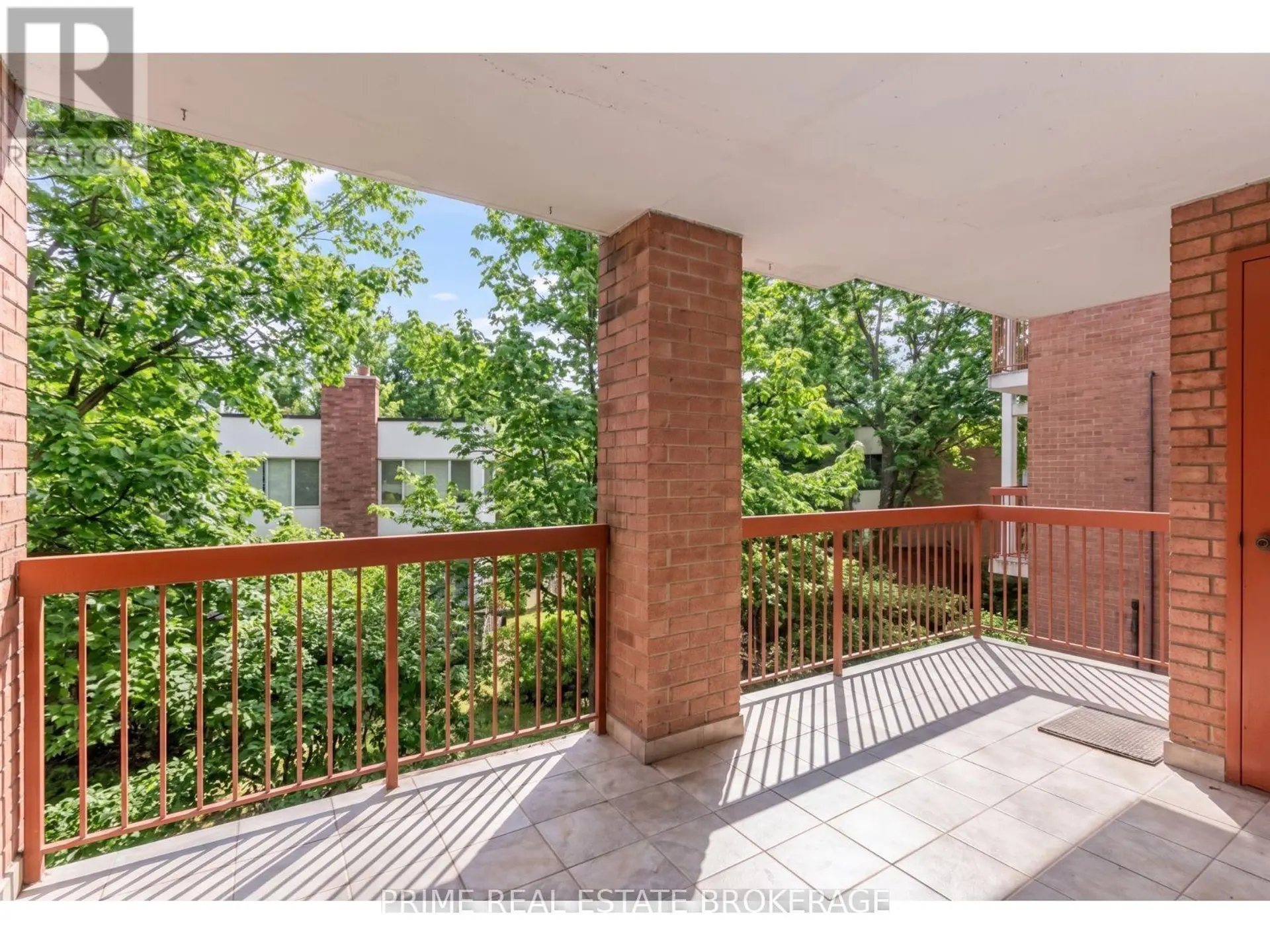 #204 693 WINDERMERE ROAD - Image 14
