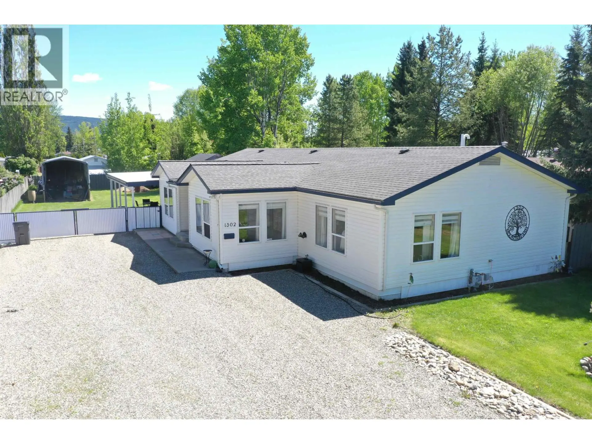 Property at 1302 MOUNTAIN ASH ROAD, Quesnel, BC