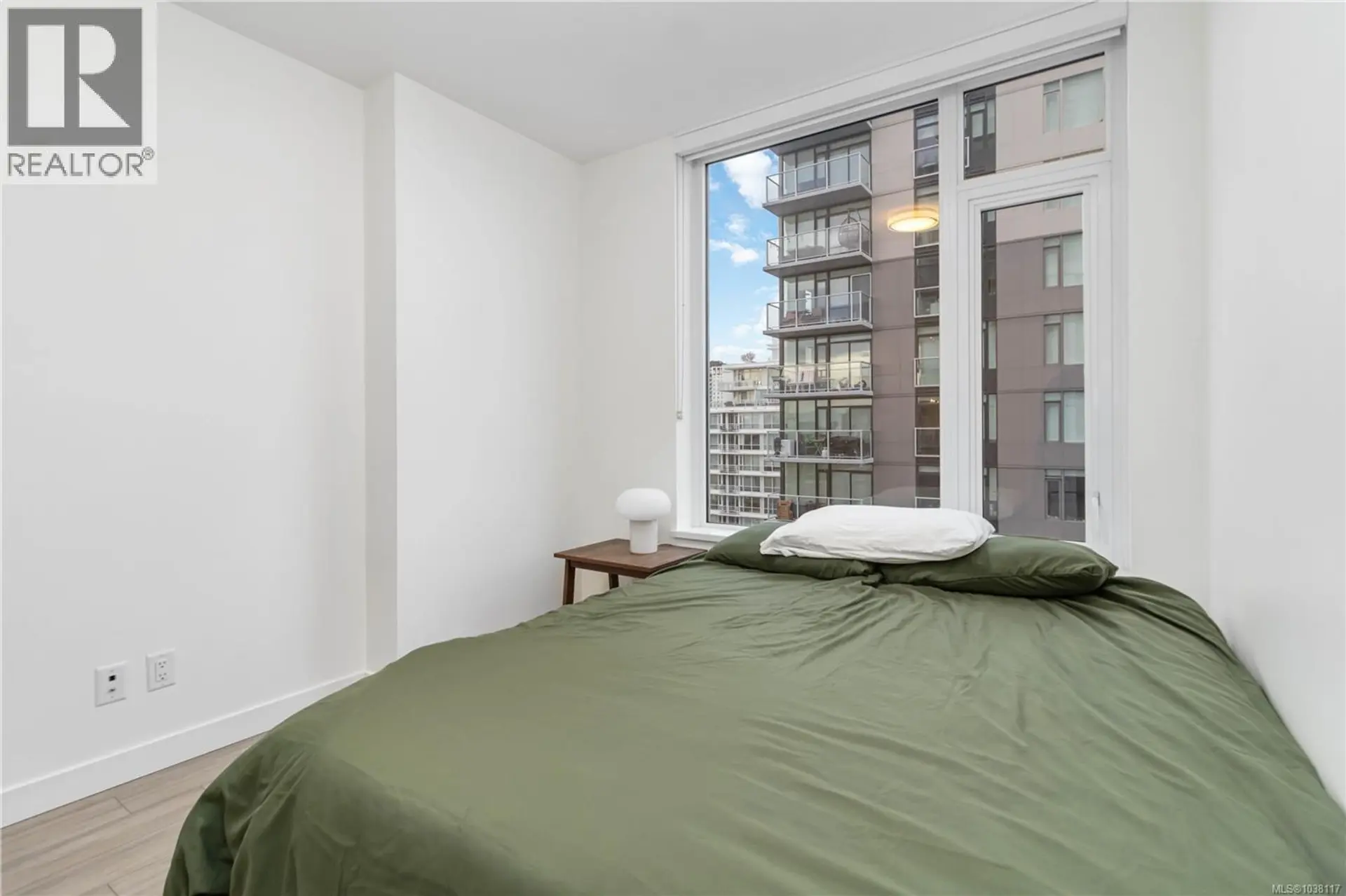 #1204 848 Yates St - Image 12