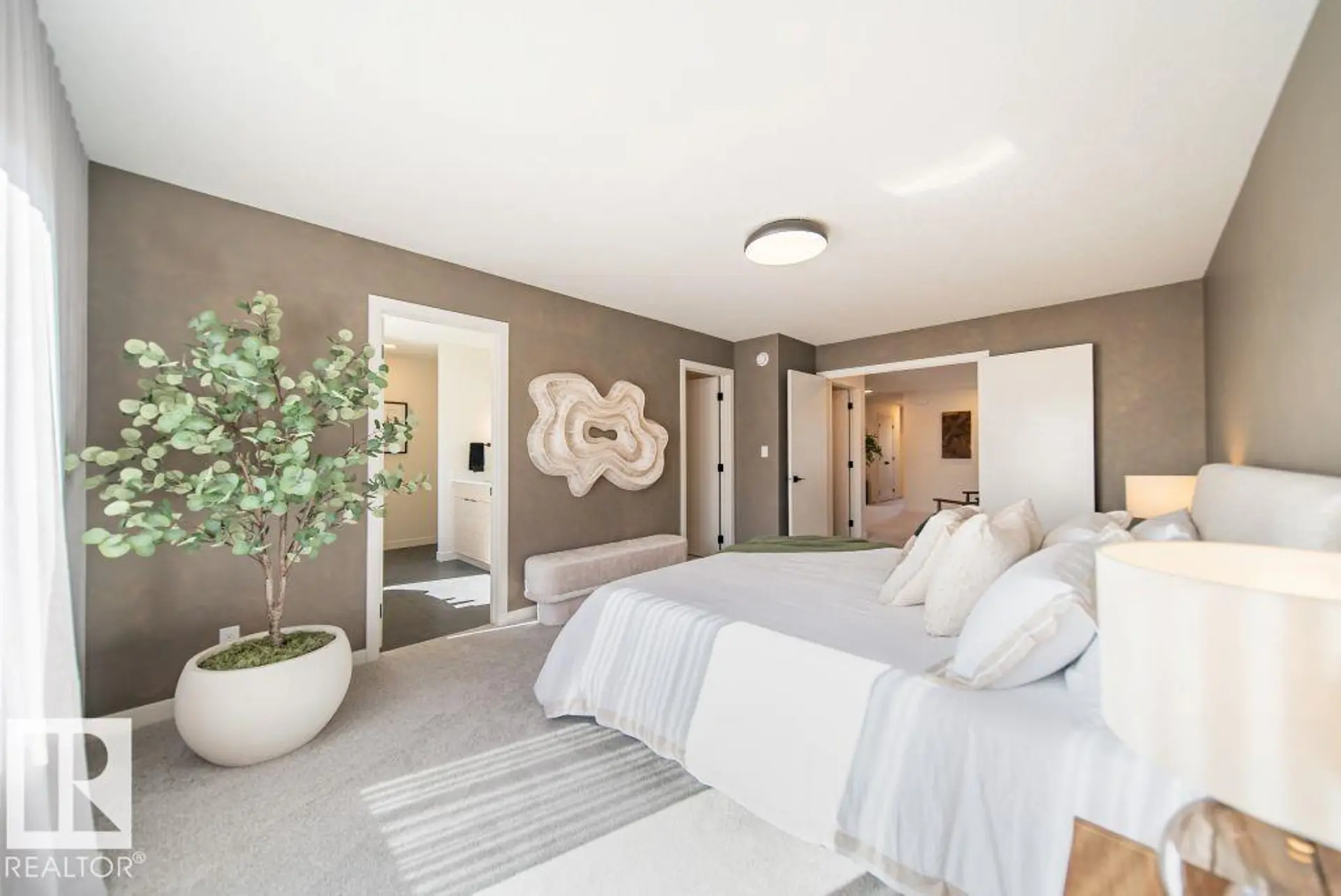 22 Devonshire DR S - Image 14