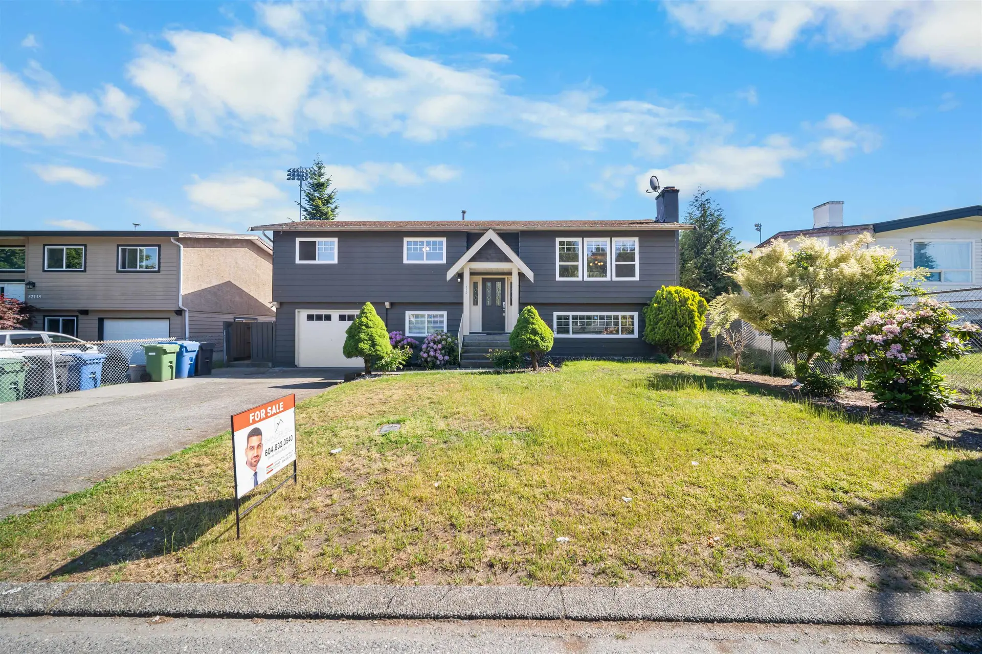 Property at 32138 Astoria Crescent, Abbotsford, BC