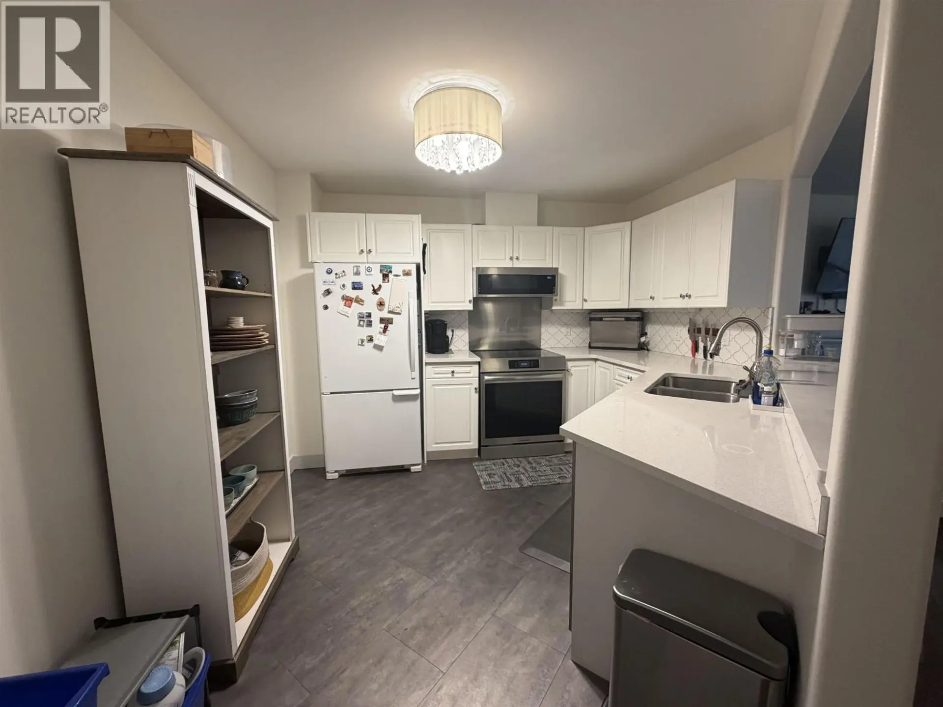 #101 2055 INGLEDEW STREET - Image 3