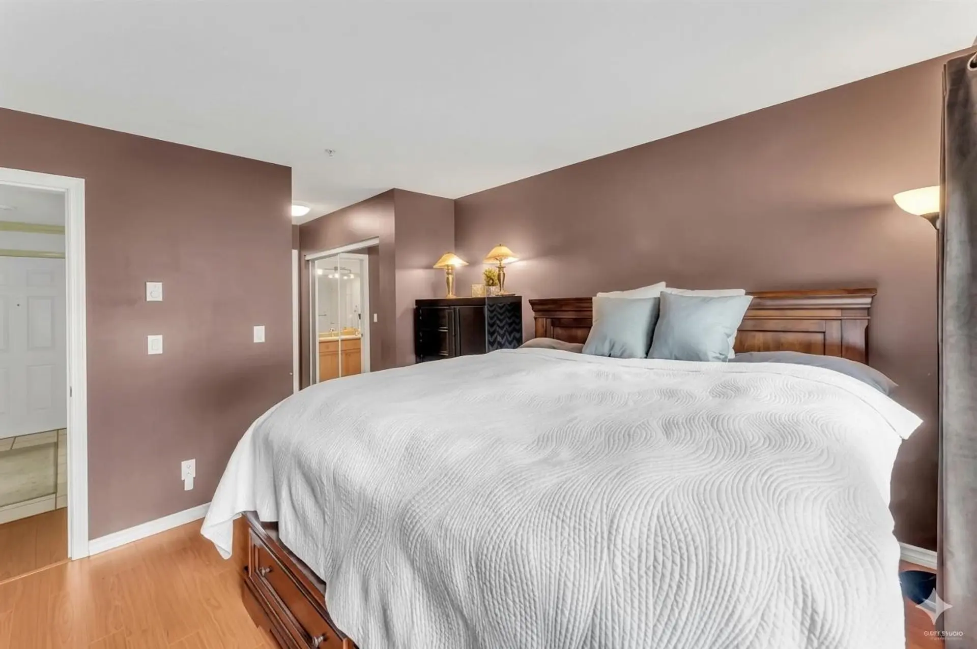 #301A 301 Maude Road - Image 7