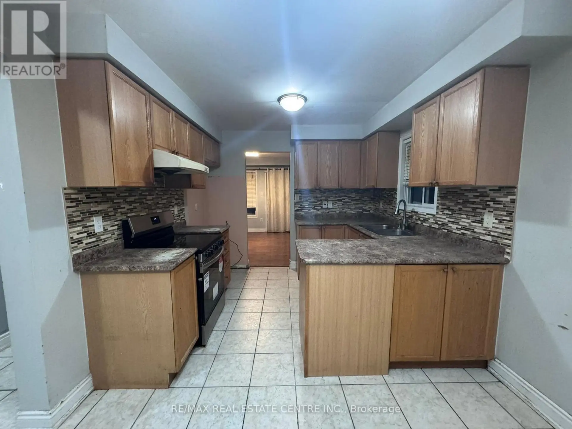 23 LONESTAR CRESCENT - Image 2