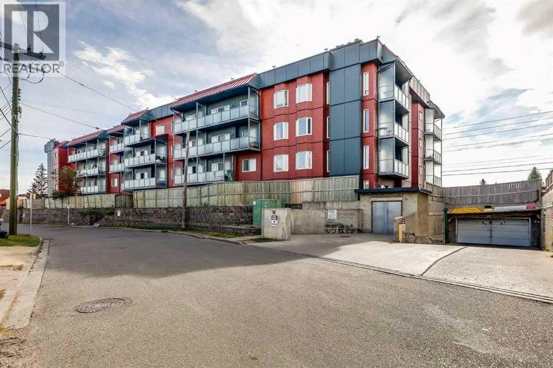 #104 335 Garry Crescent NE - Image 14