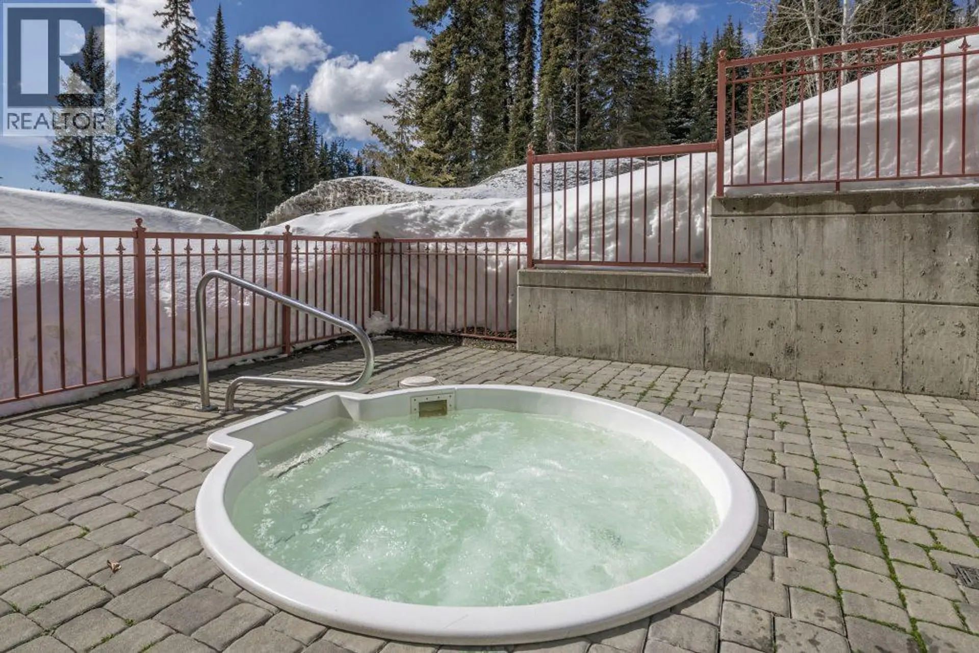 #205 9802 Silver Star Road - Image 17