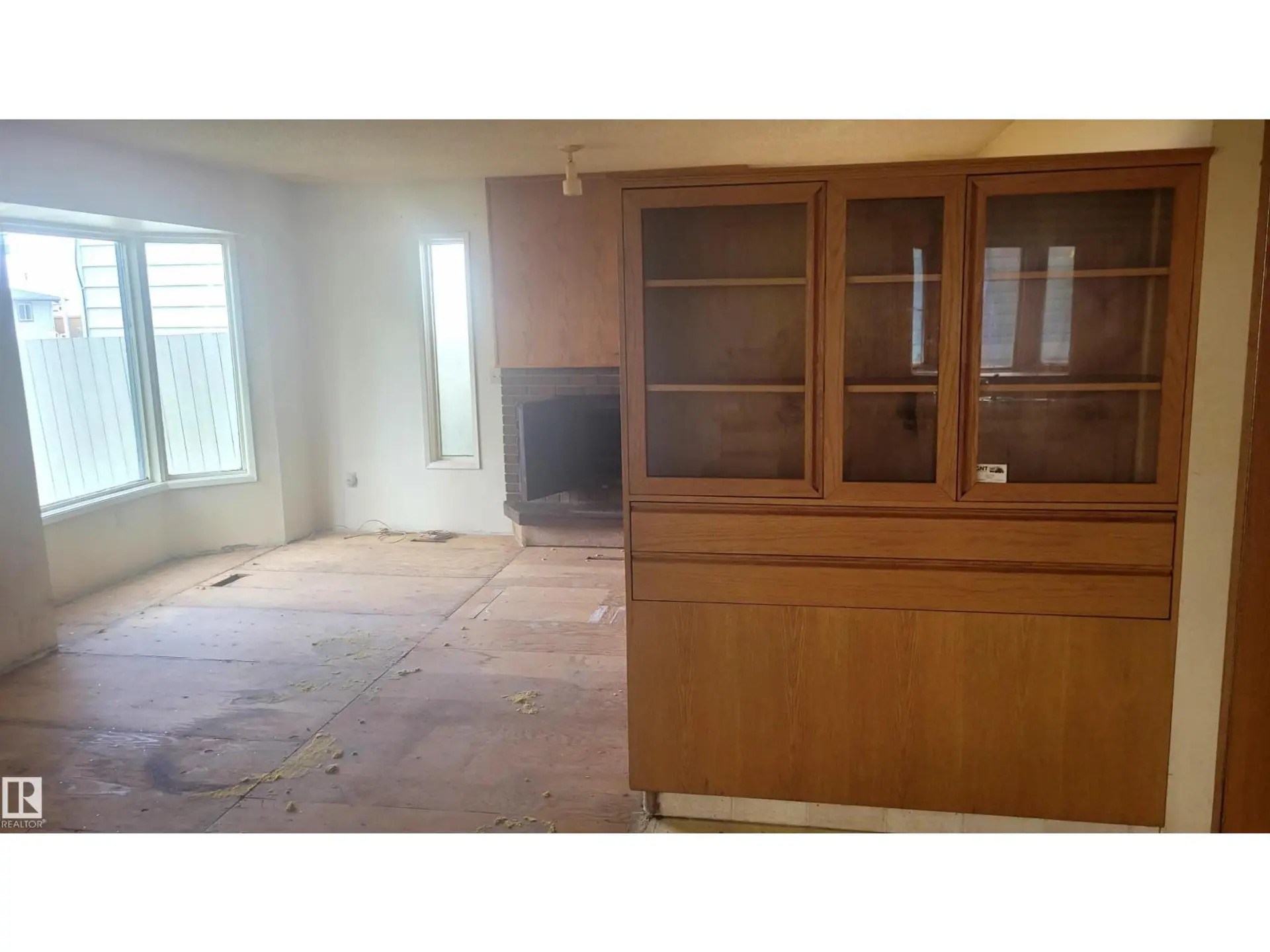 9921 162 ST NW - Image 5