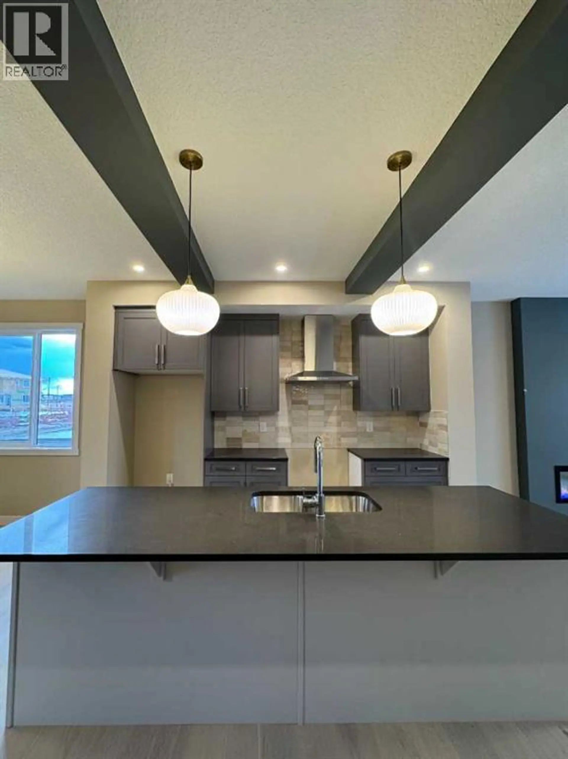 275 Waterford Heights - Image 8
