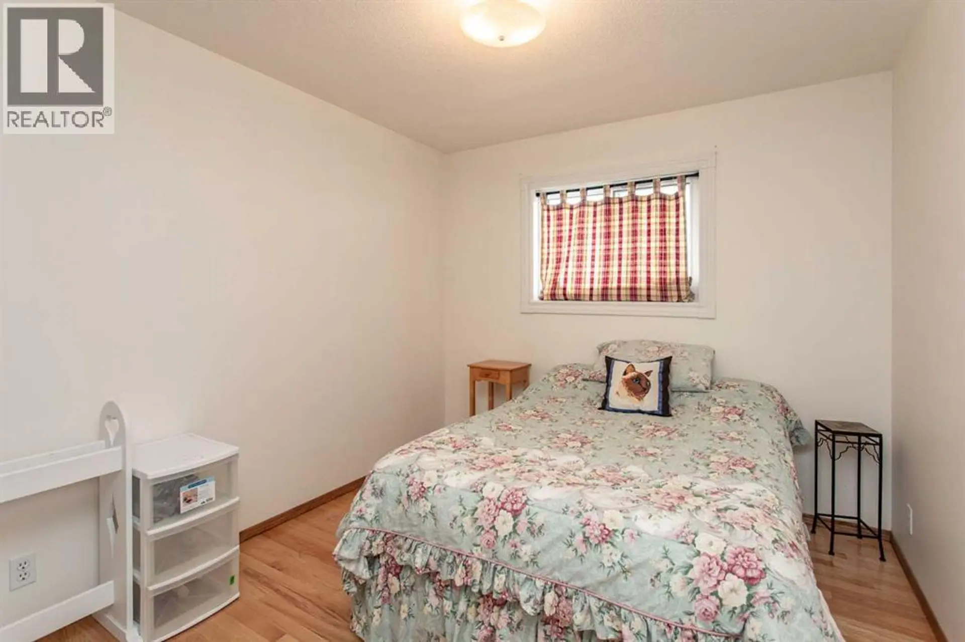 14 Lincoln Park - Image 8