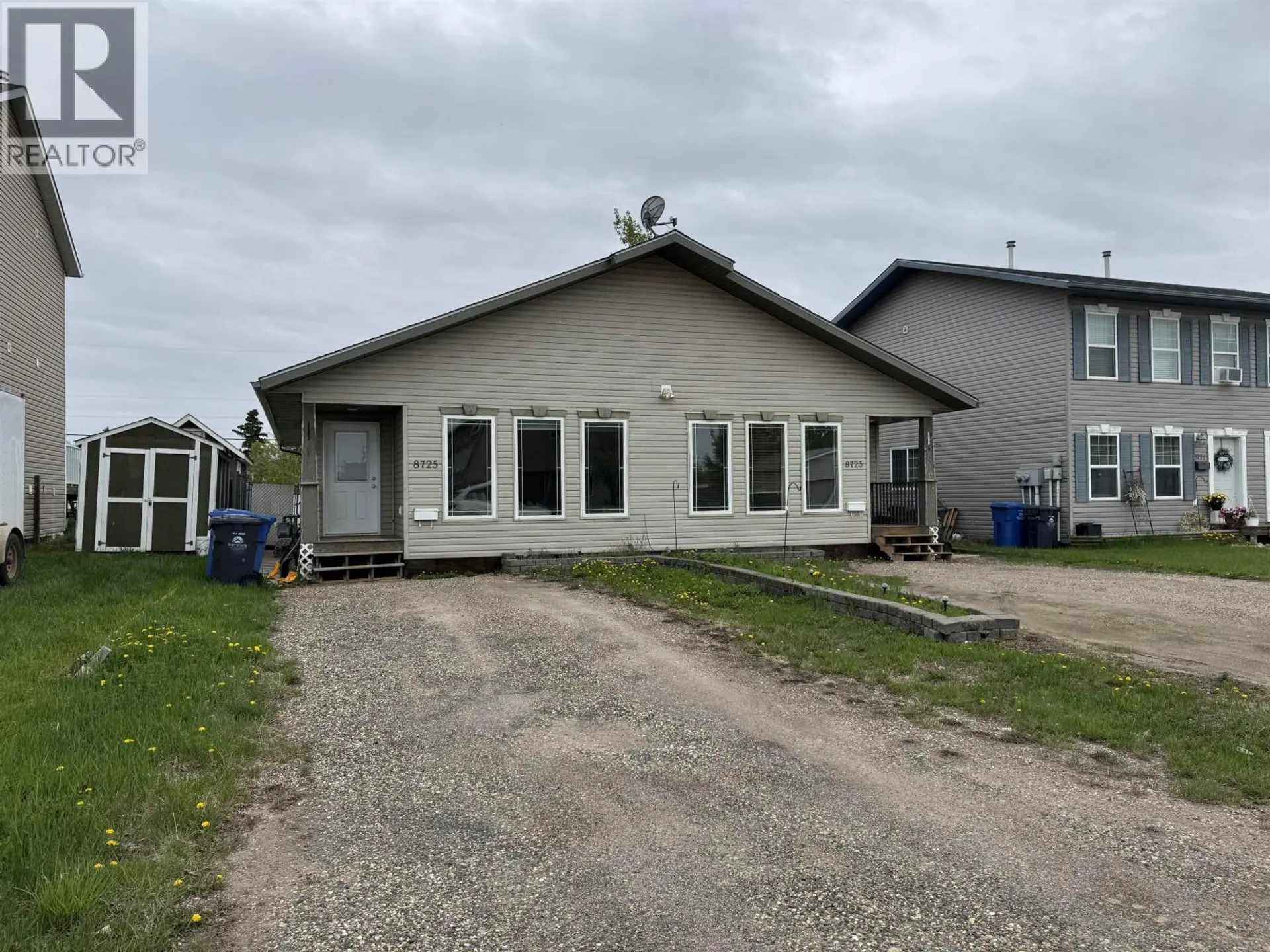8723-8725 79A STREET - Image 13