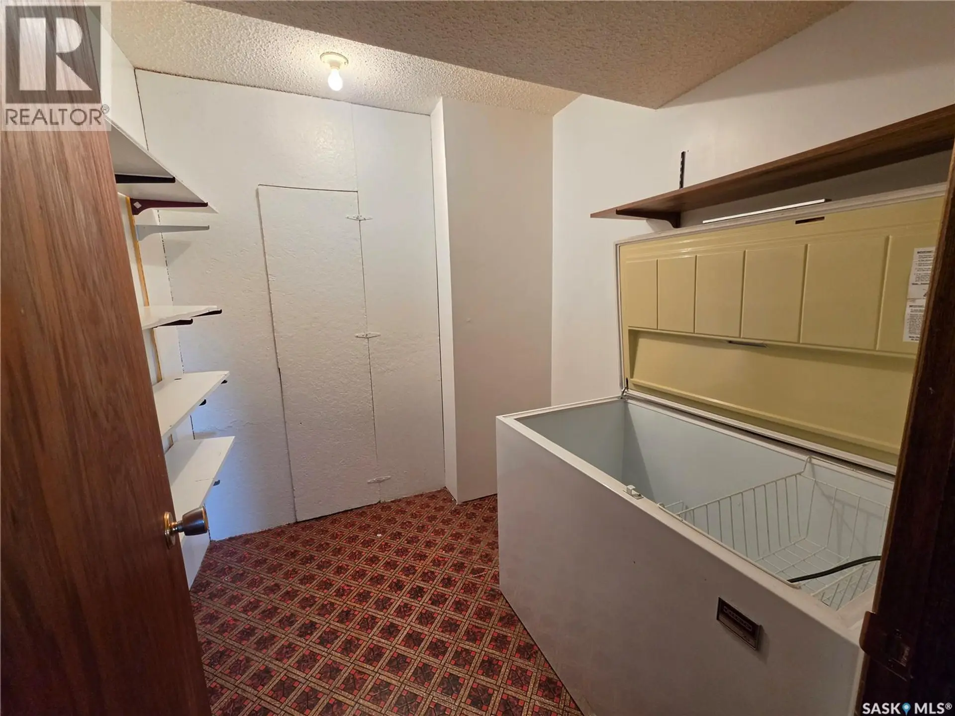 613 2nd STREET W - Image 18