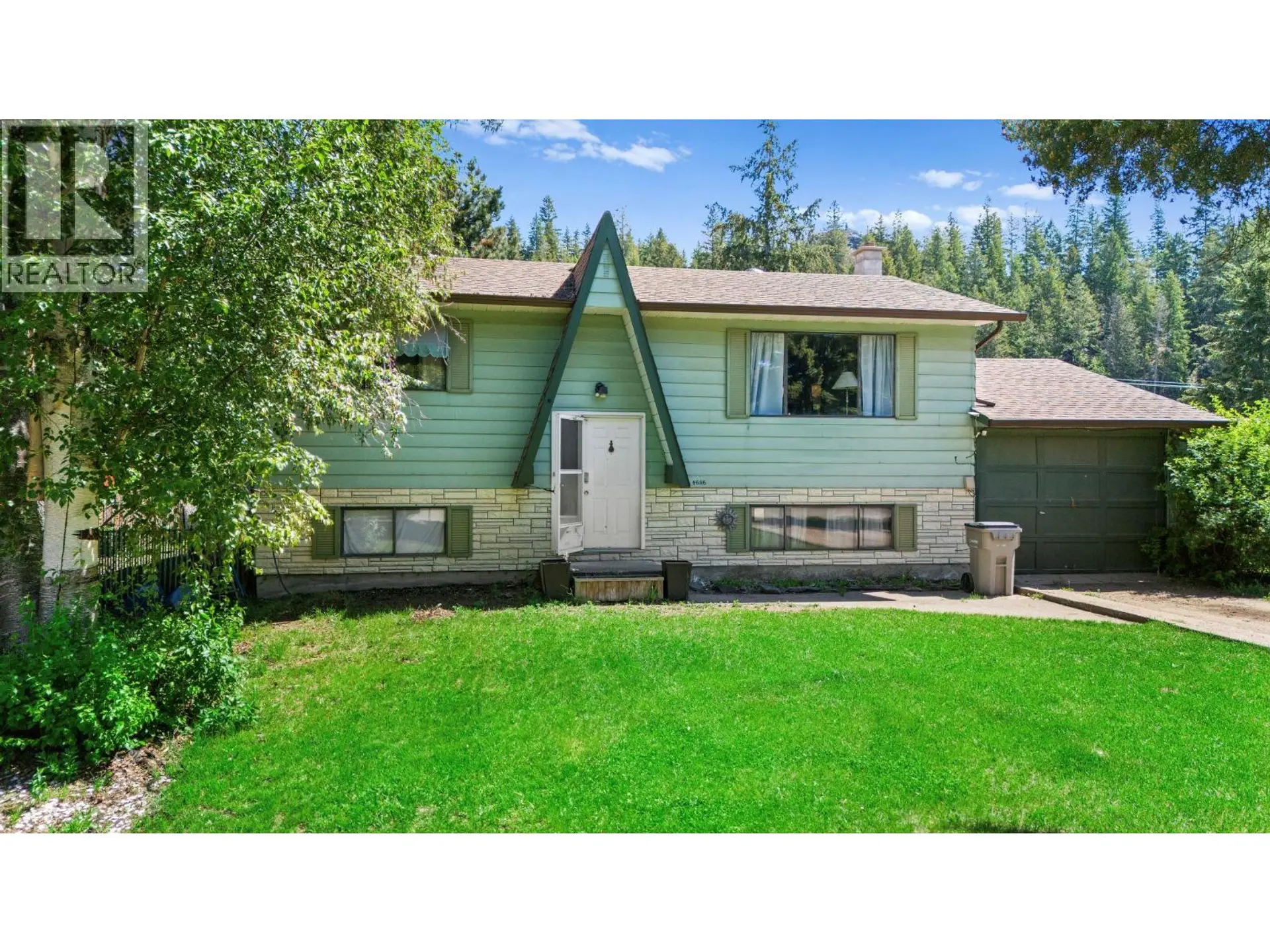 Property at 4686 SPRUCE Crescent, Barriere, BC