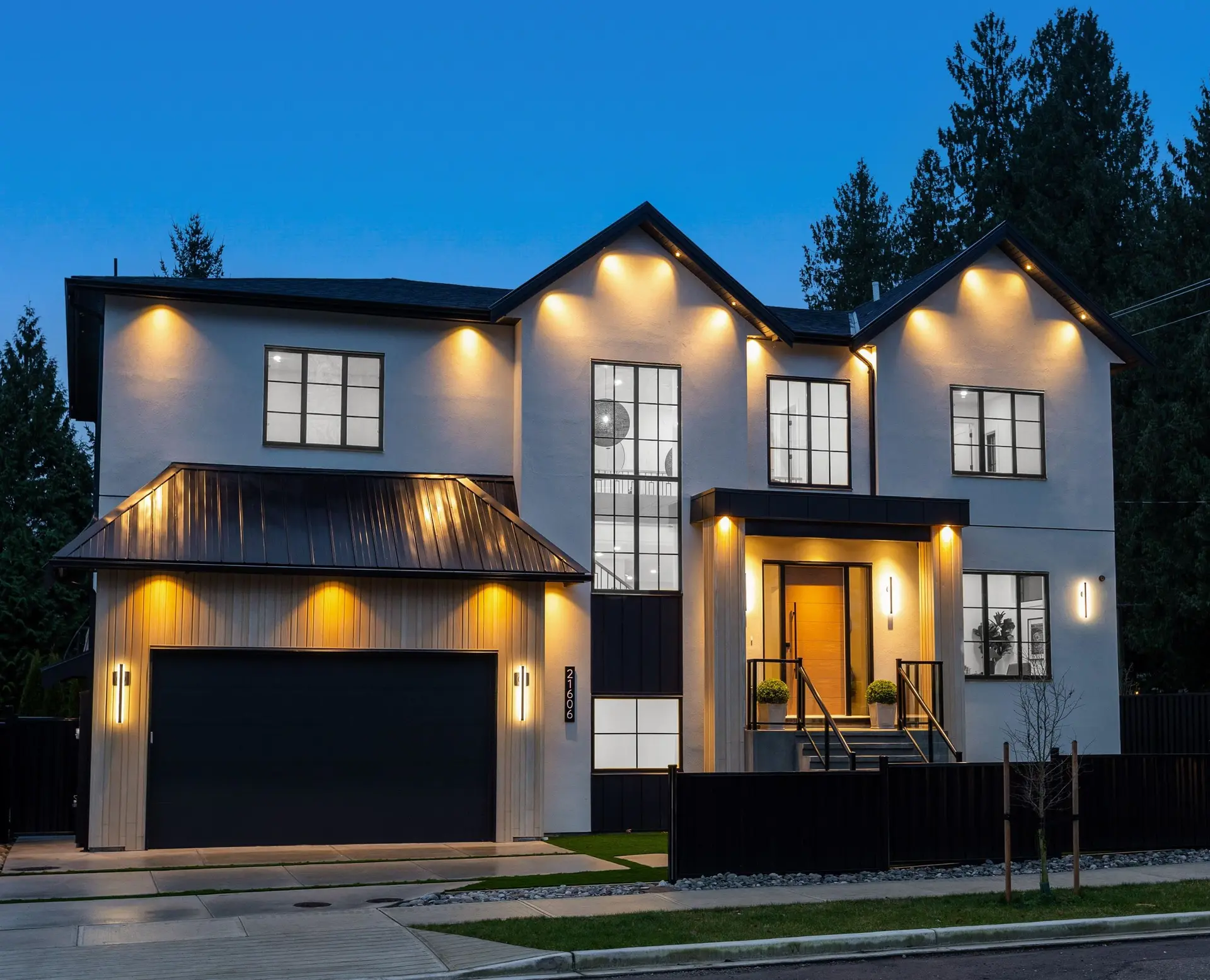 Property at 21606 124 Avenue, Maple Ridge, BC