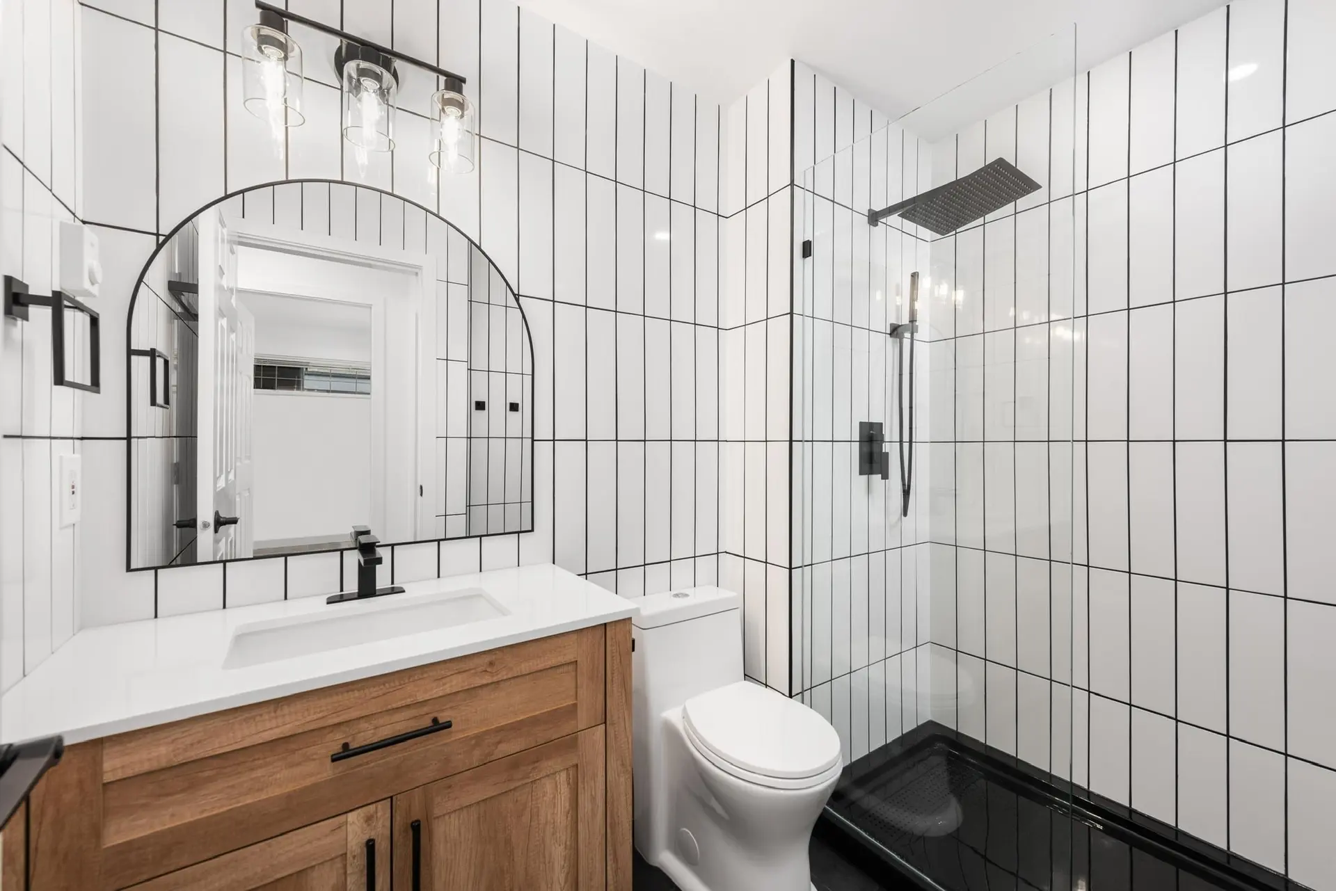 #318 2238 Kingsway - Image 7