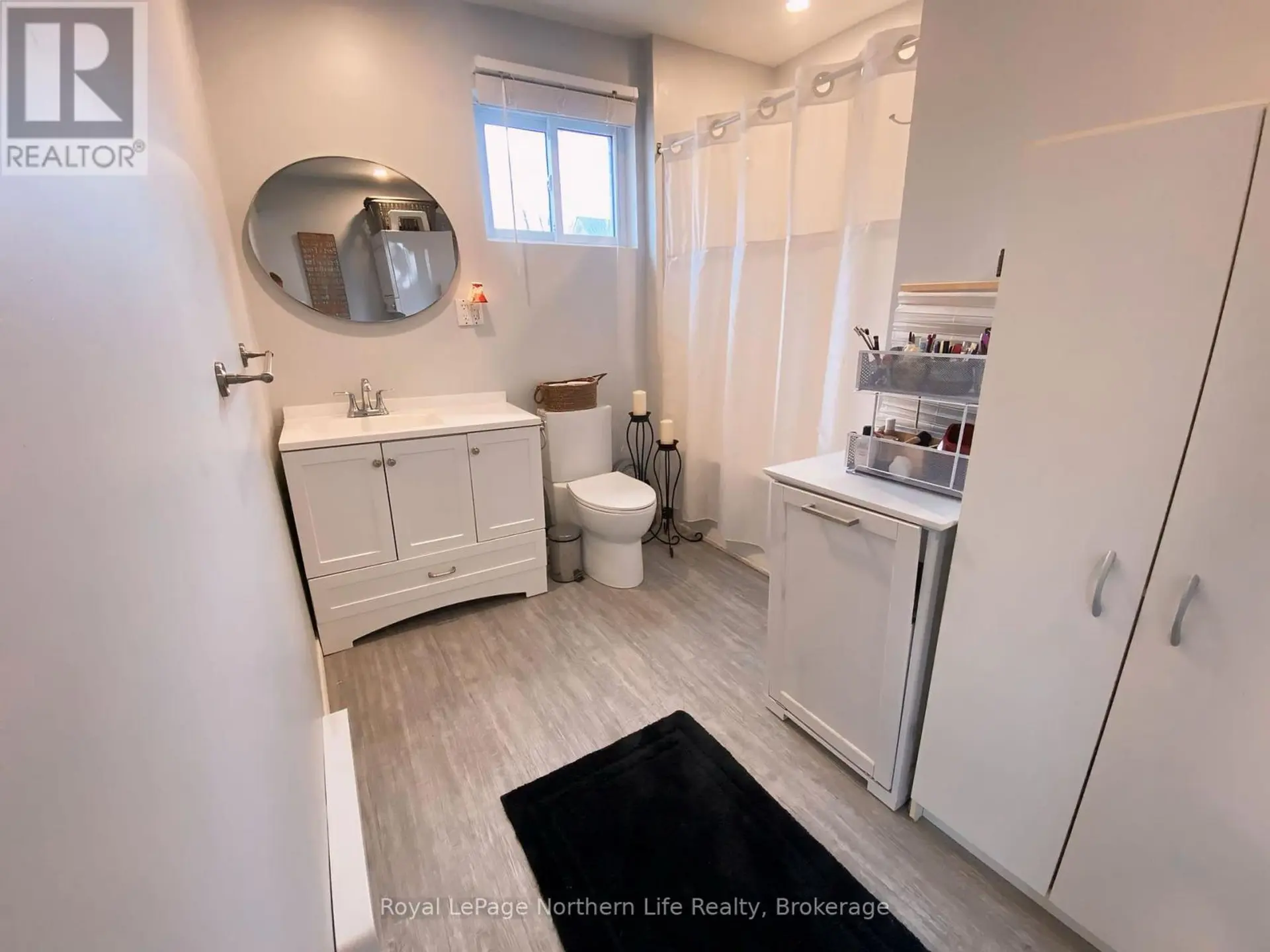 630 FIRST STREET S - Image 12