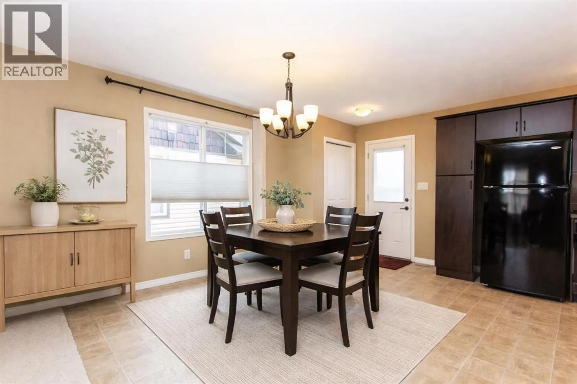 114 Redwood Boulevard - Image 5
