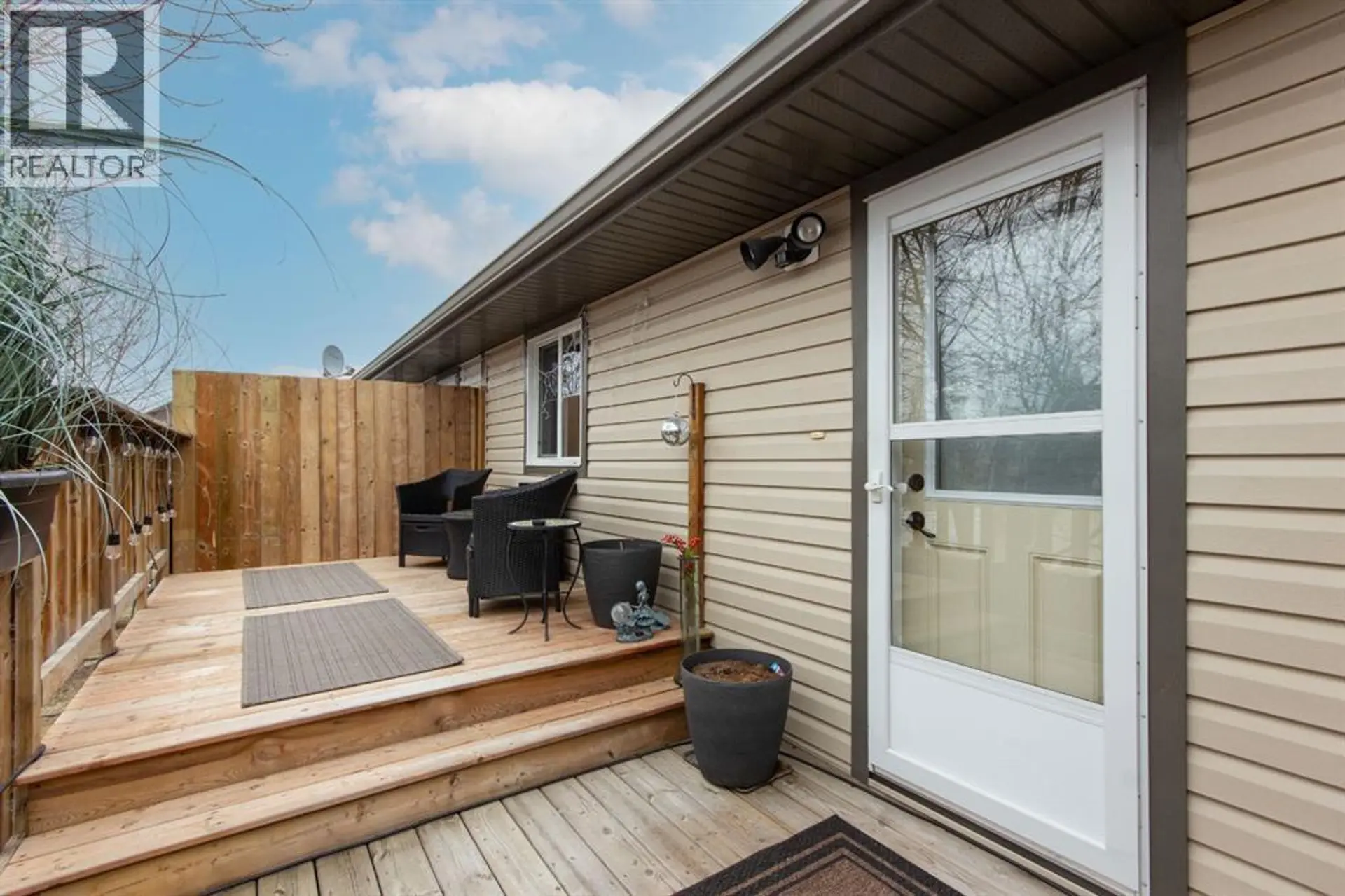 114 Redwood Boulevard - Image 12