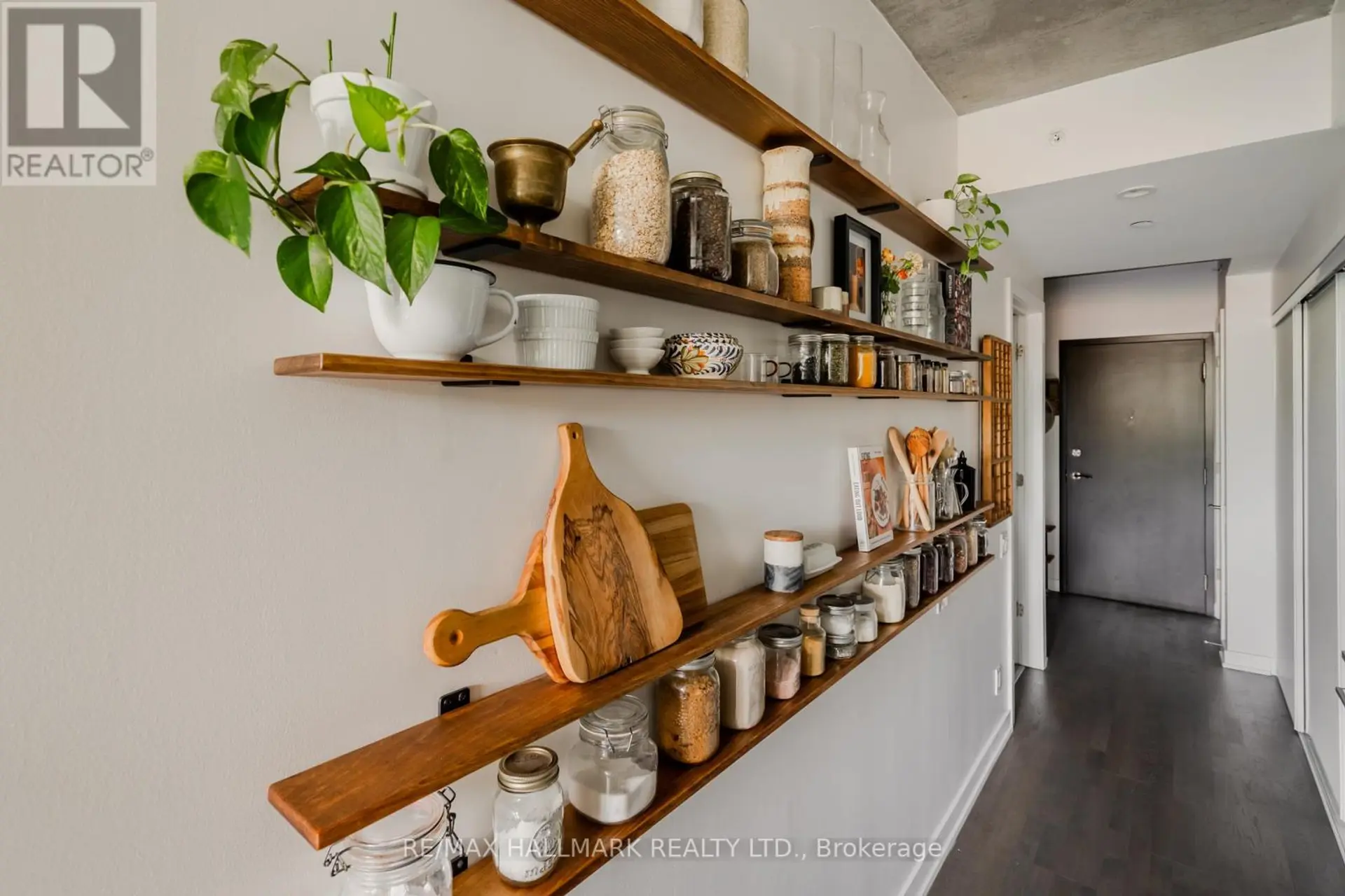 #203 60 HASLETT AVENUE - Image 4