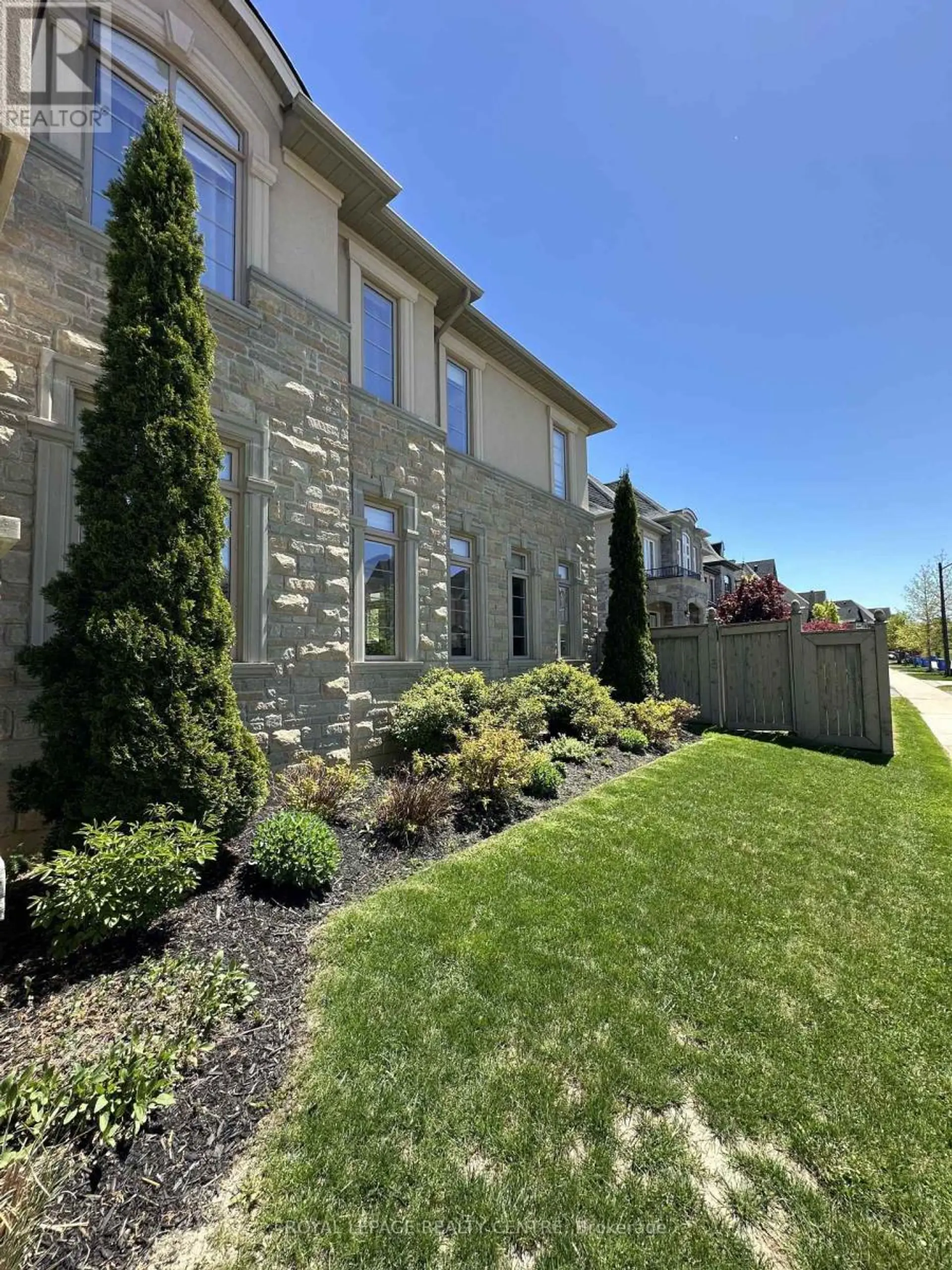 17 BRI WAY - Image 8