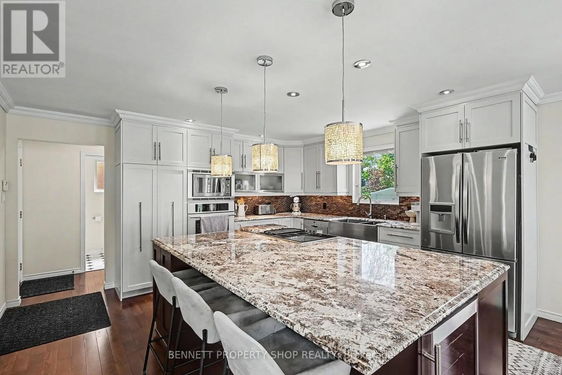 875 KENYON CRESCENT - Image 3
