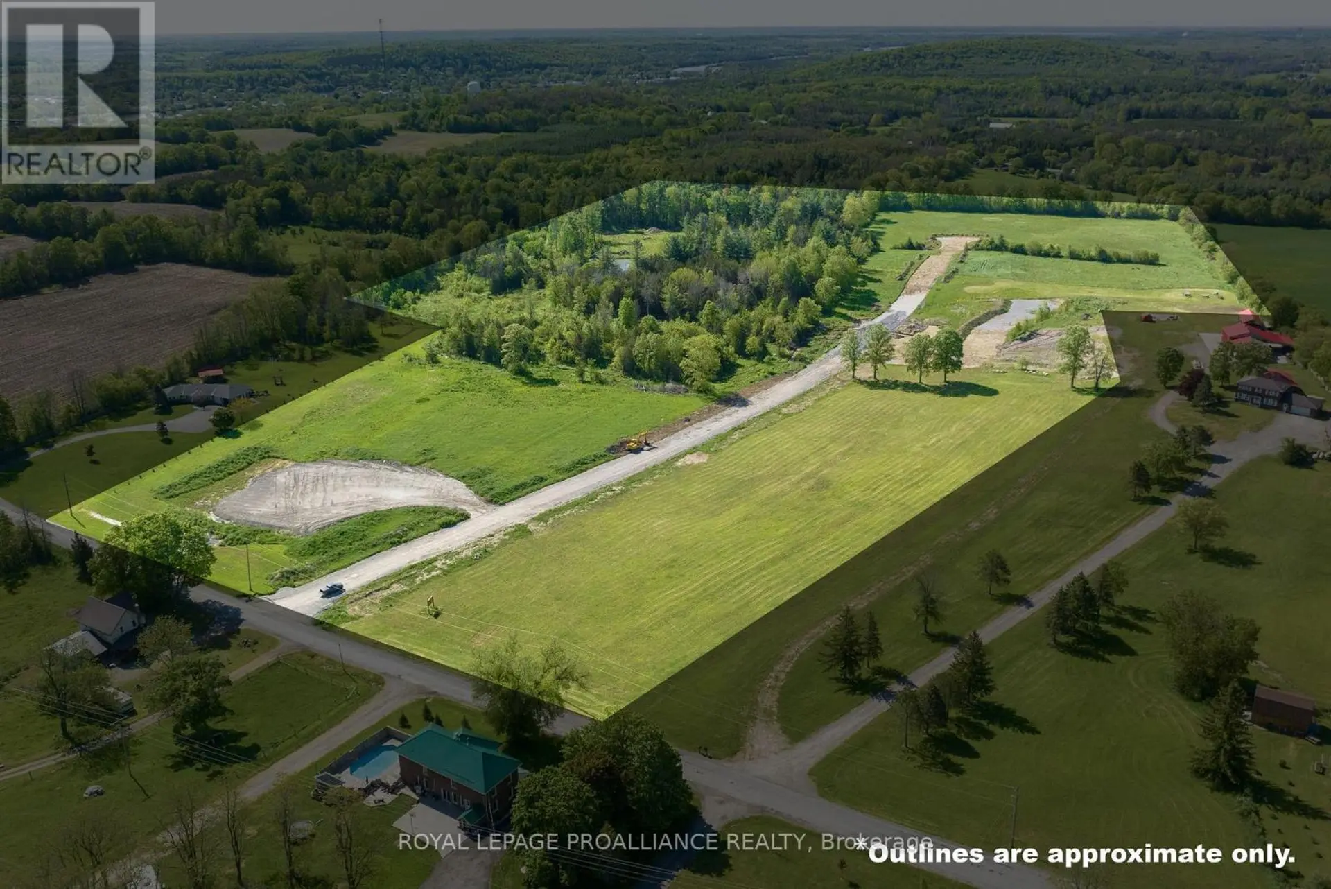4 BEREND COURT - Image 4