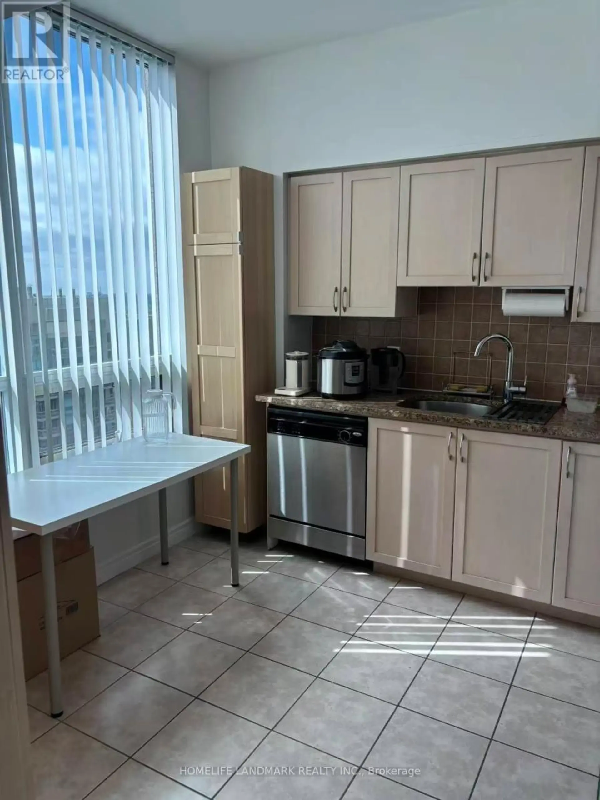 #3103 208 ENFIELD PLACE - Image 18