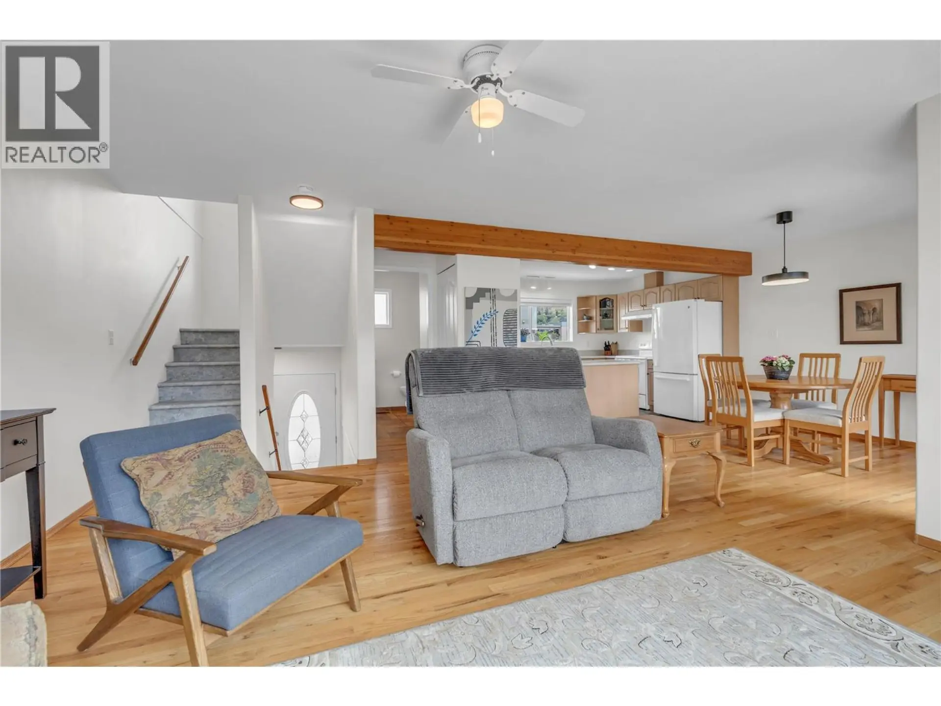 #103 166 Green Avenue W - Image 6