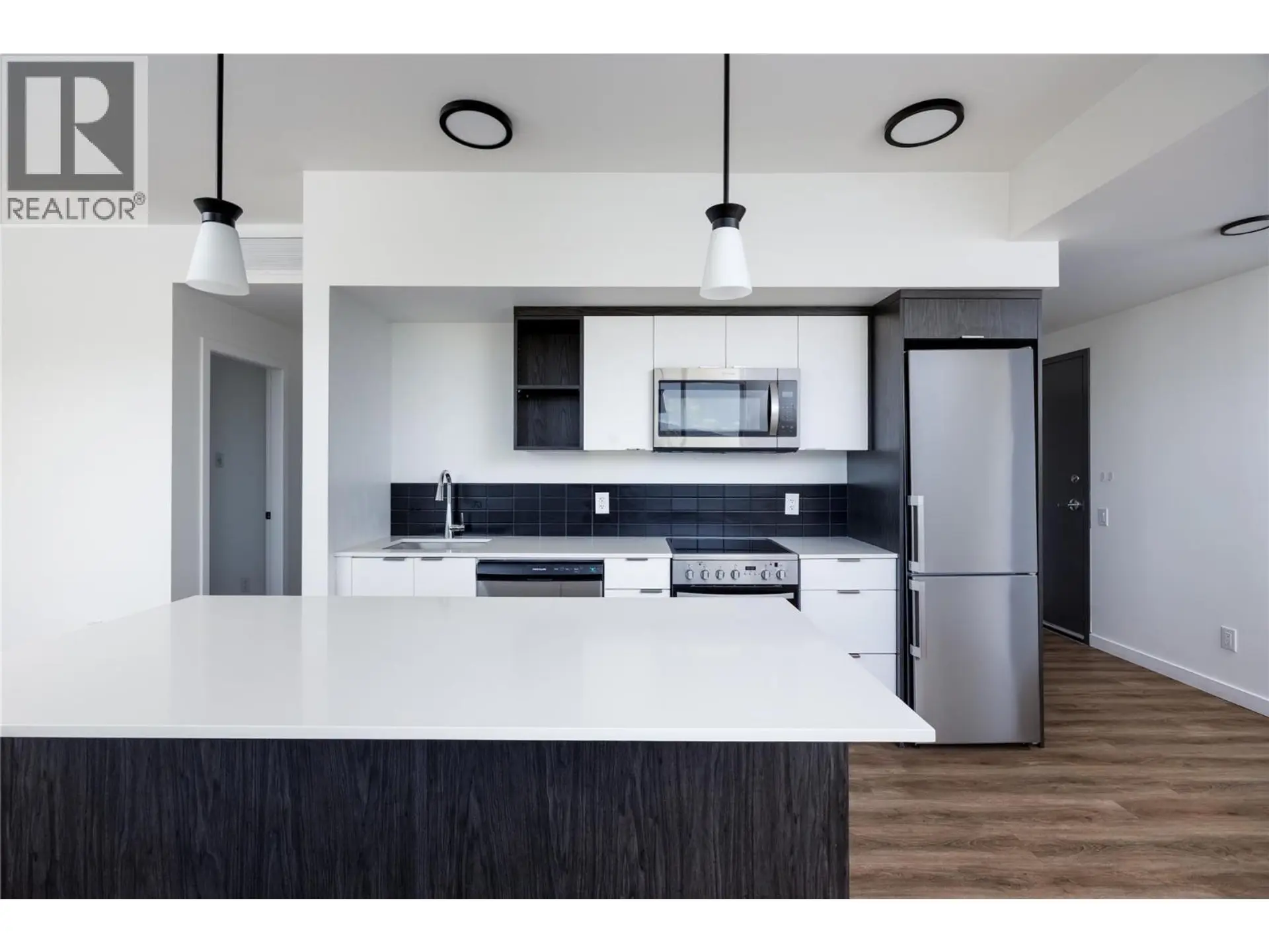 Property at #401 615 Rutland N Road, Kelowna, BC