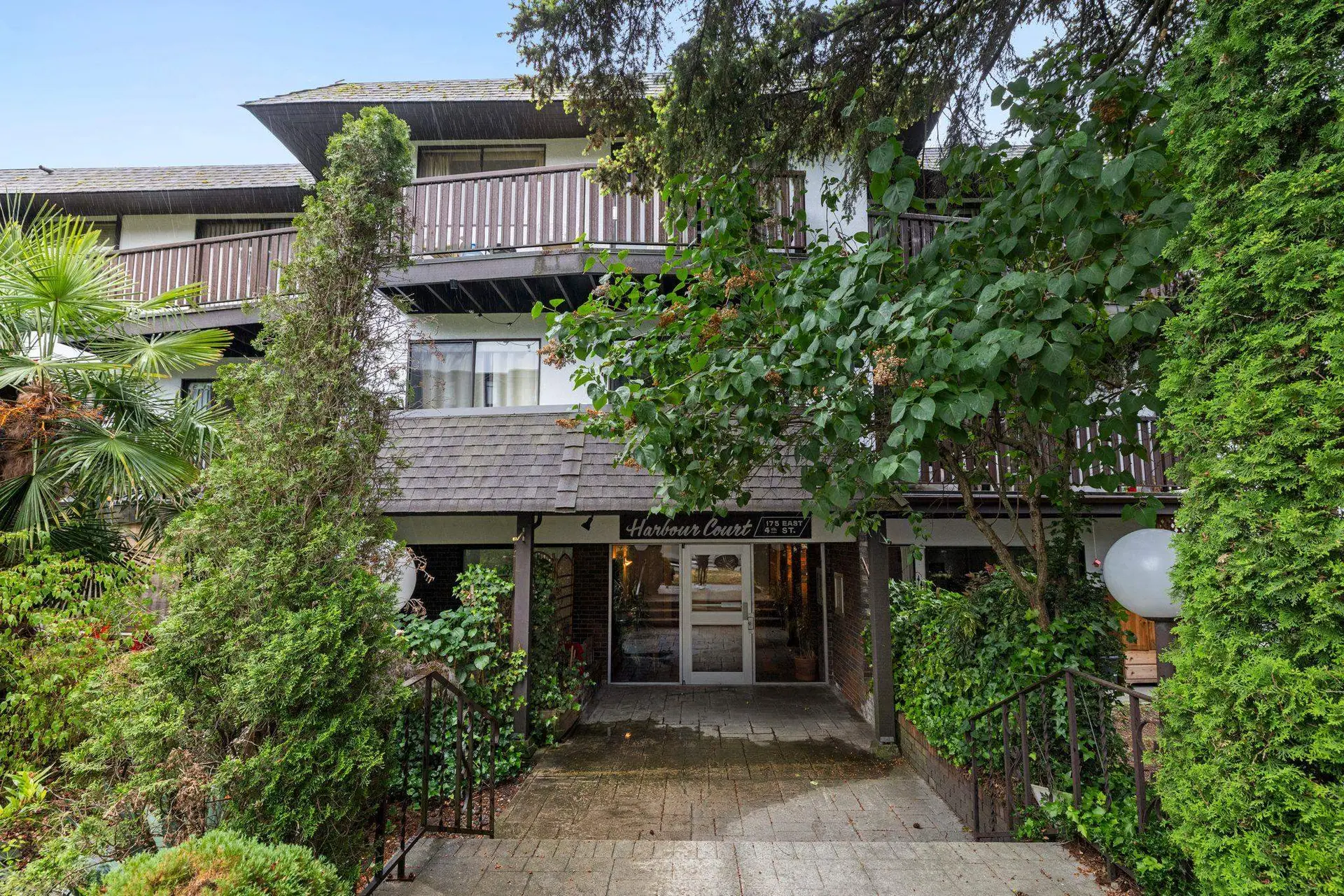 #305 175 E 4th Street - Image 13