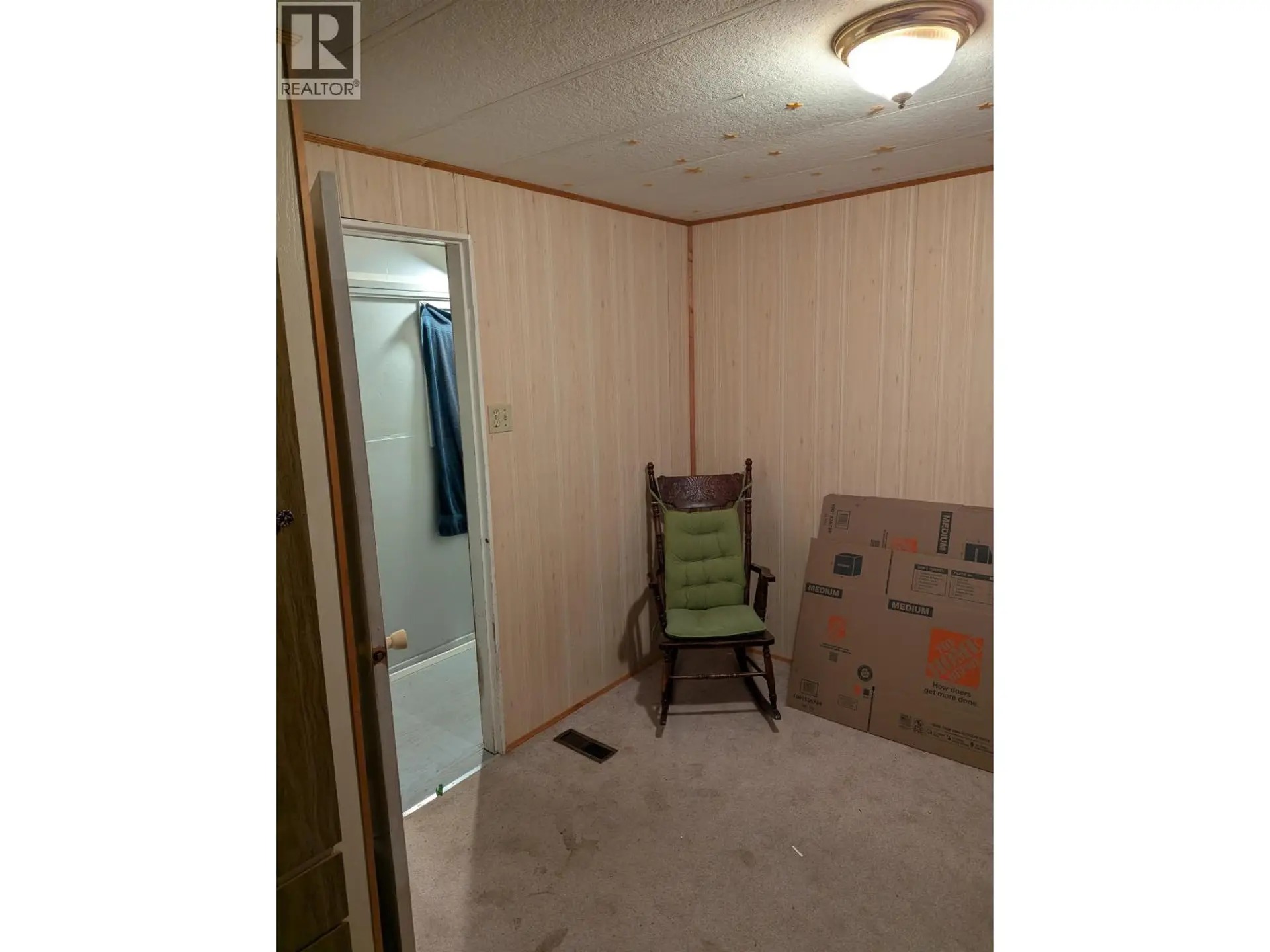 #35 3730 LANSDOWNE CRESCENT - Image 8